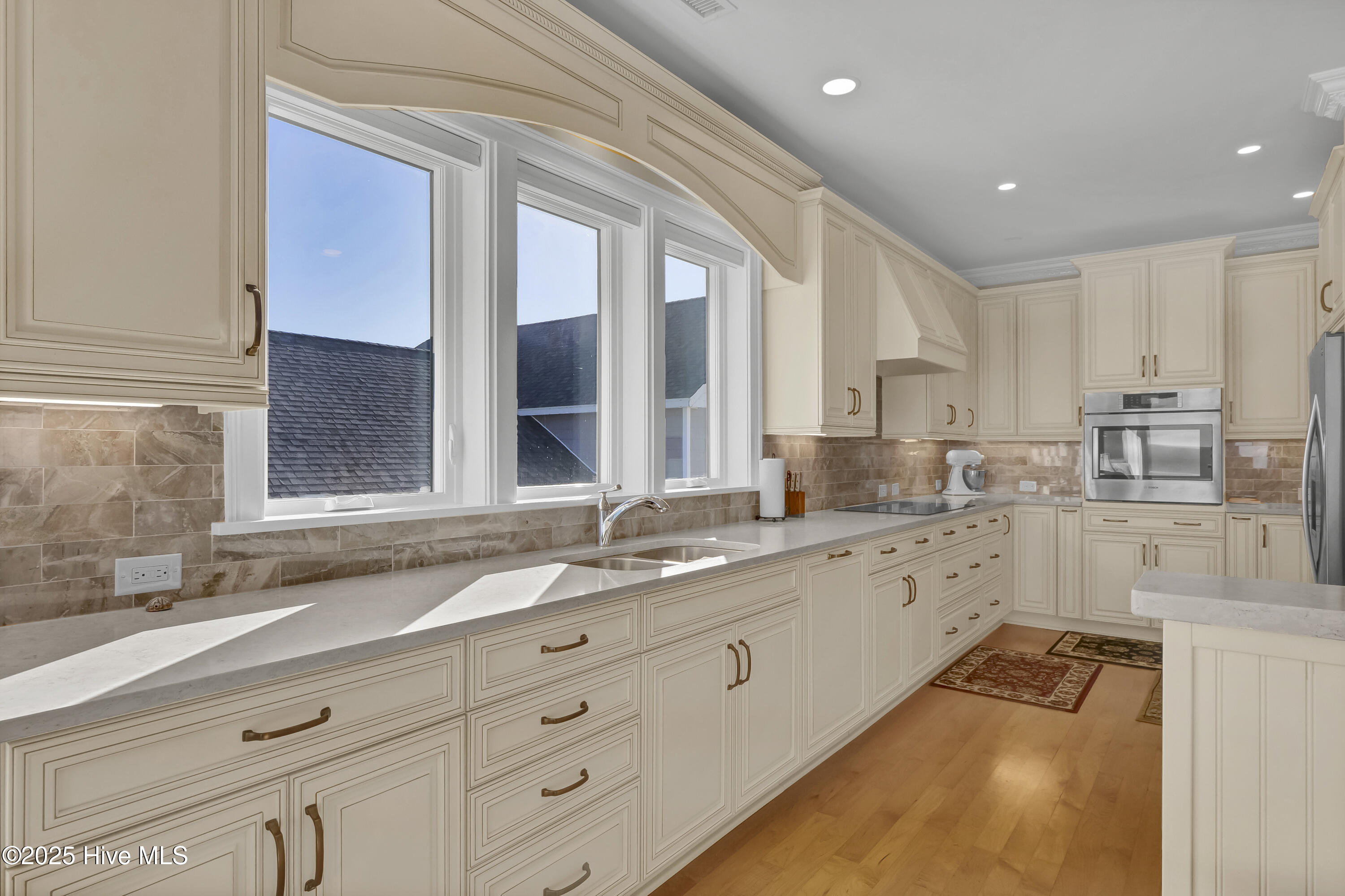 410 Fort Fisher Boulevard N, Kure Beach