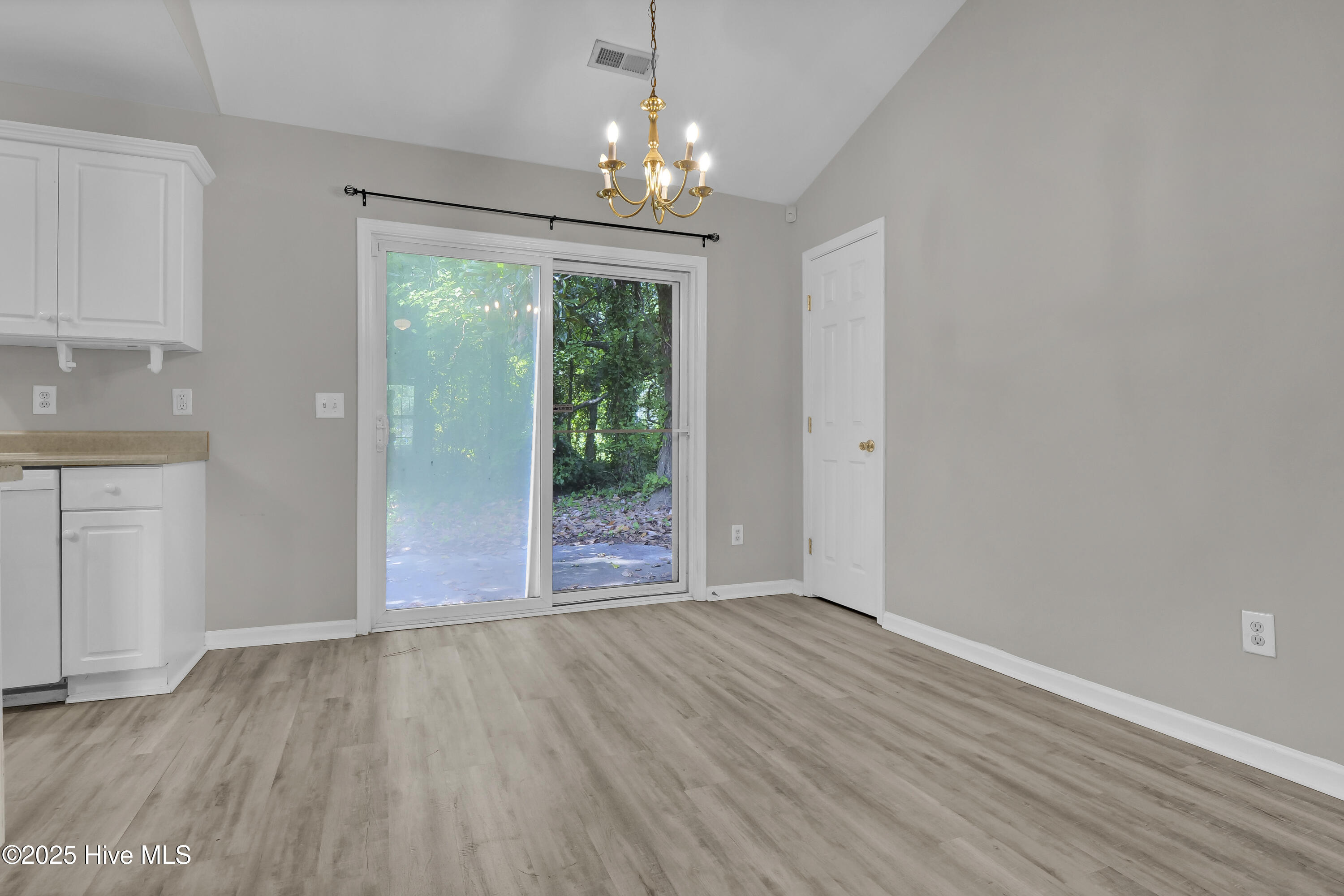 620 Tabor Lane