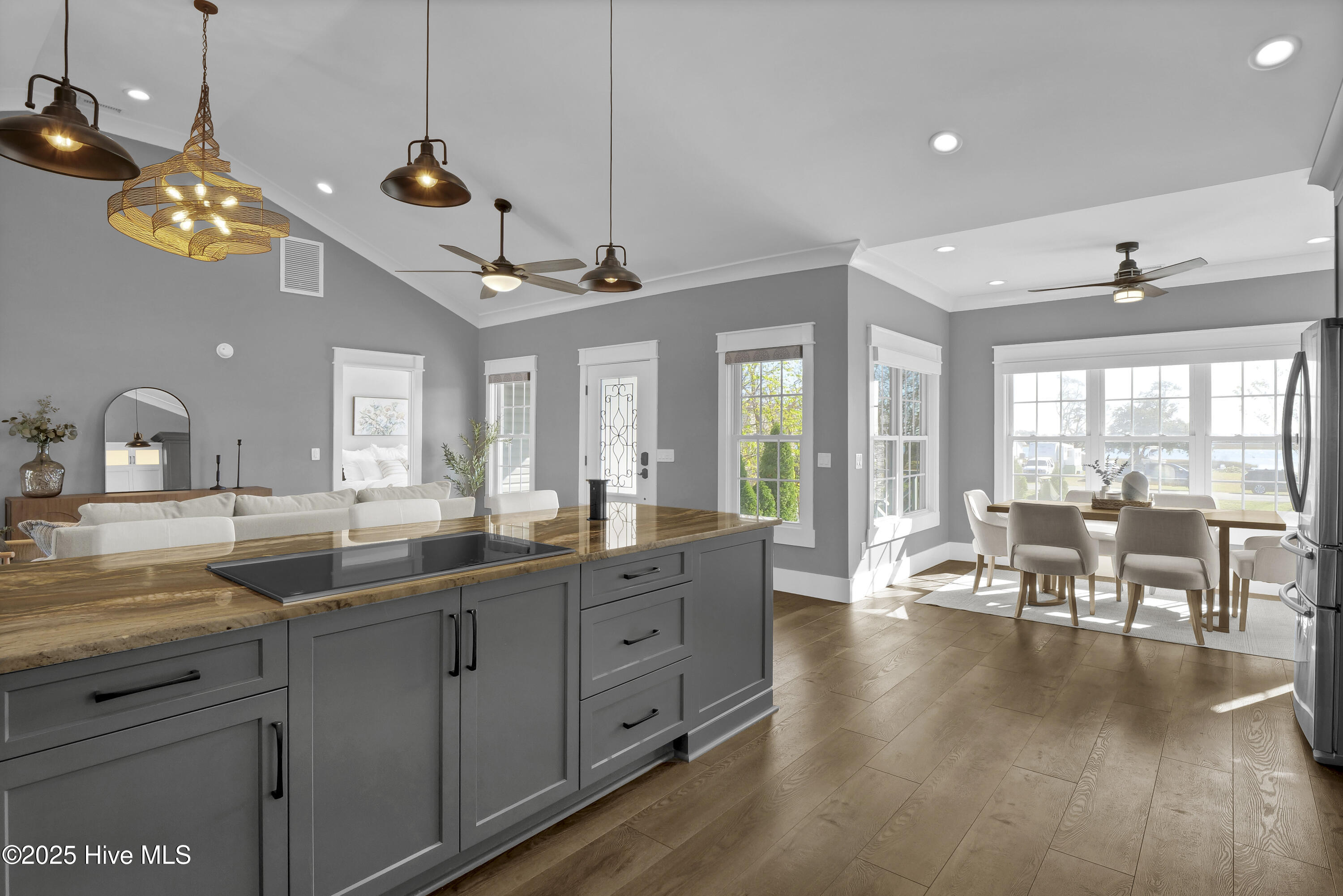 1017 Mallard Bay Road