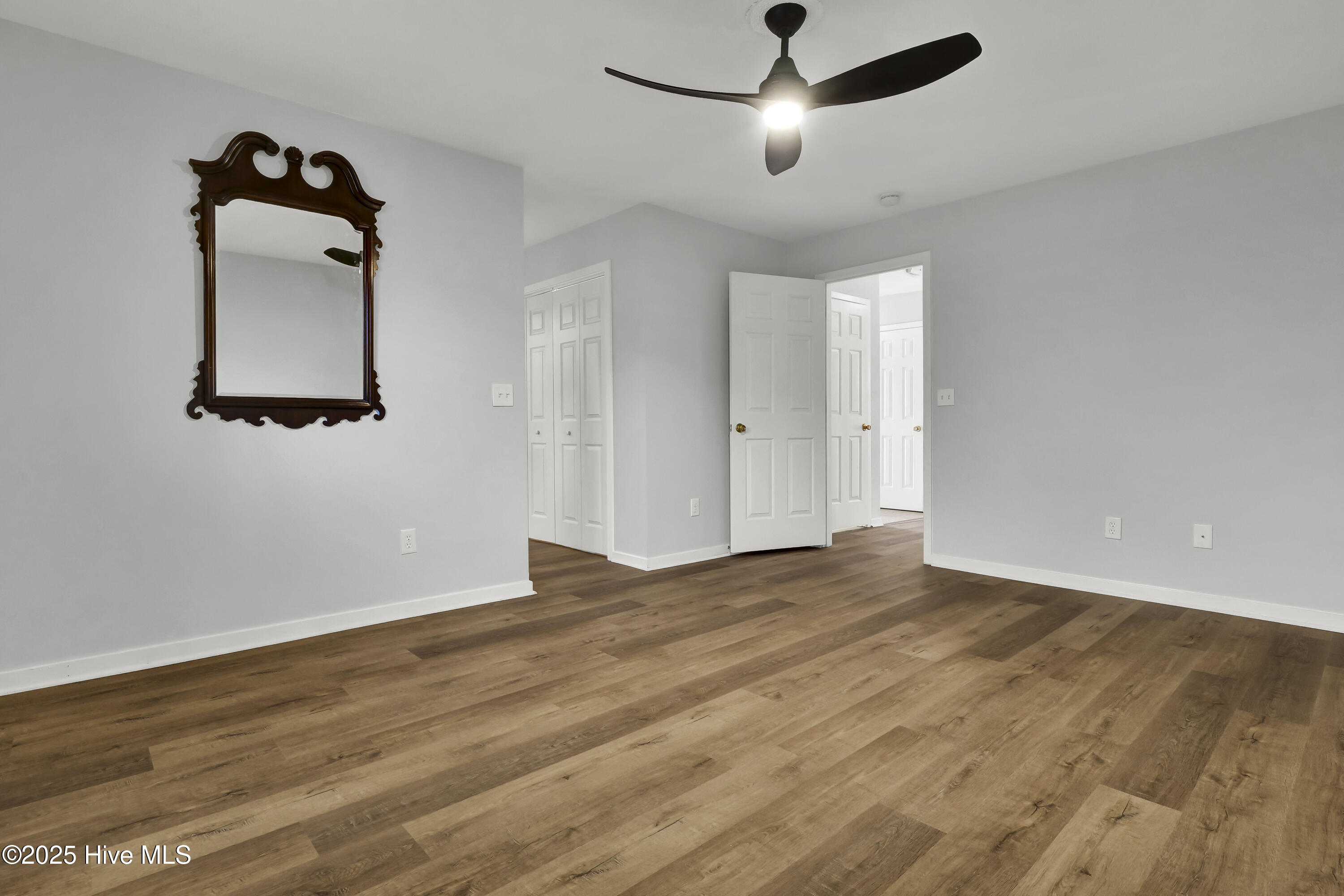 1210 Bayside Circle W