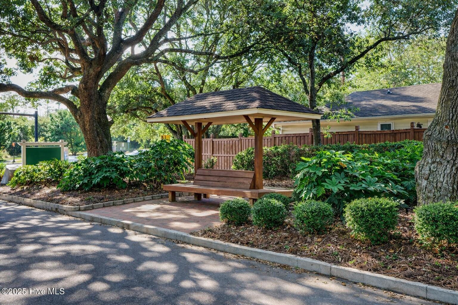 1210 Bayside Circle W