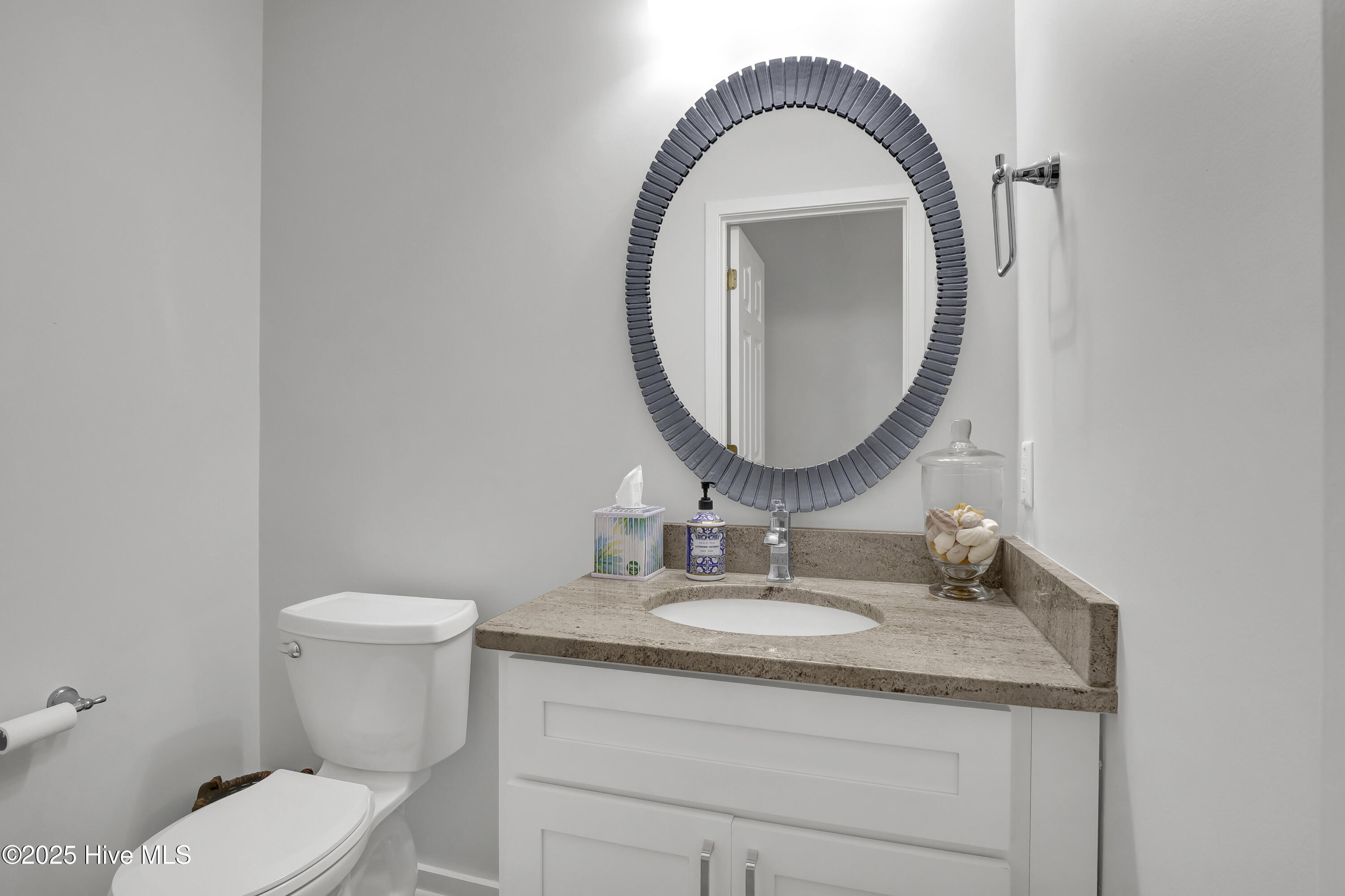 1210 Bayside Circle W