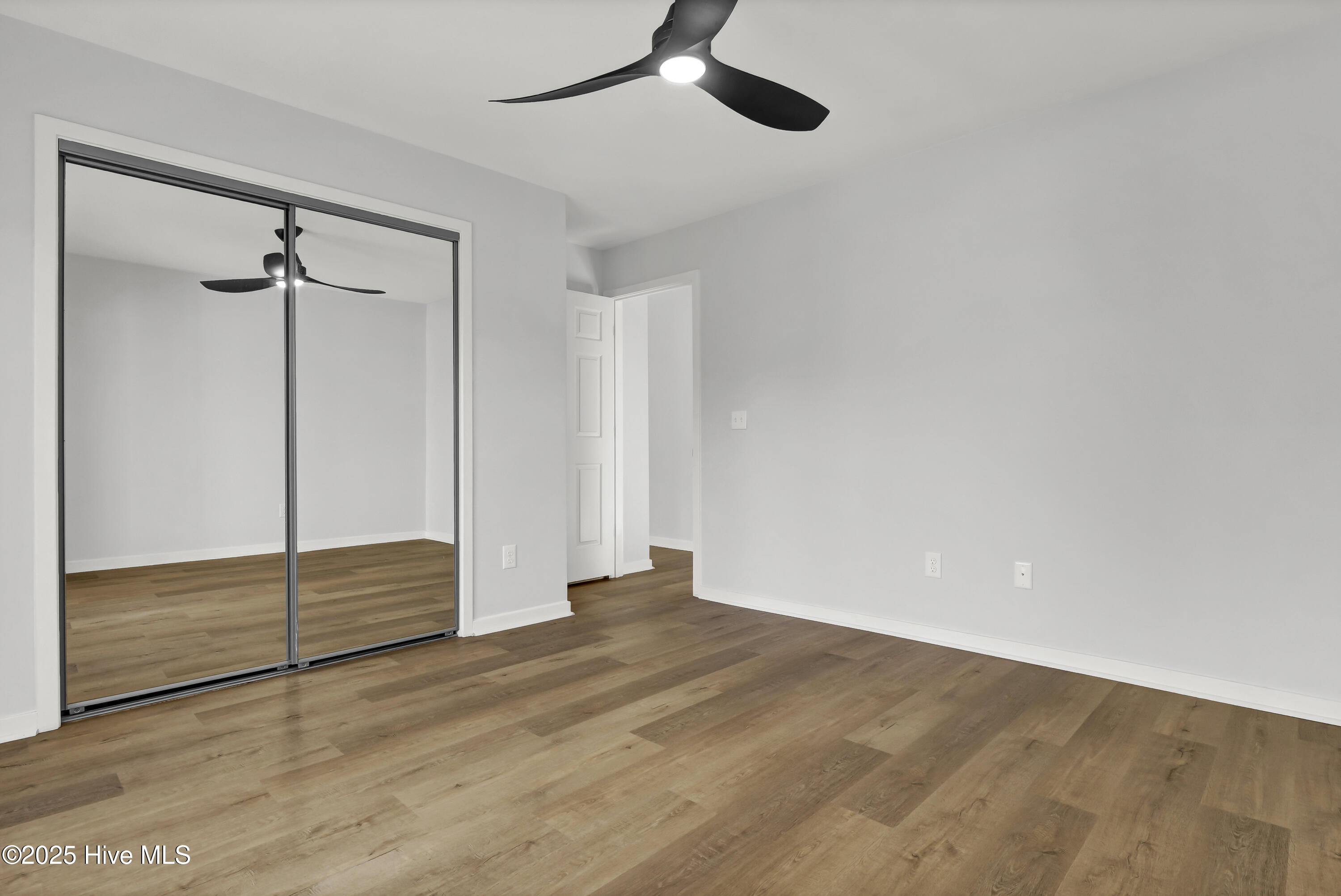 1210 Bayside Circle W