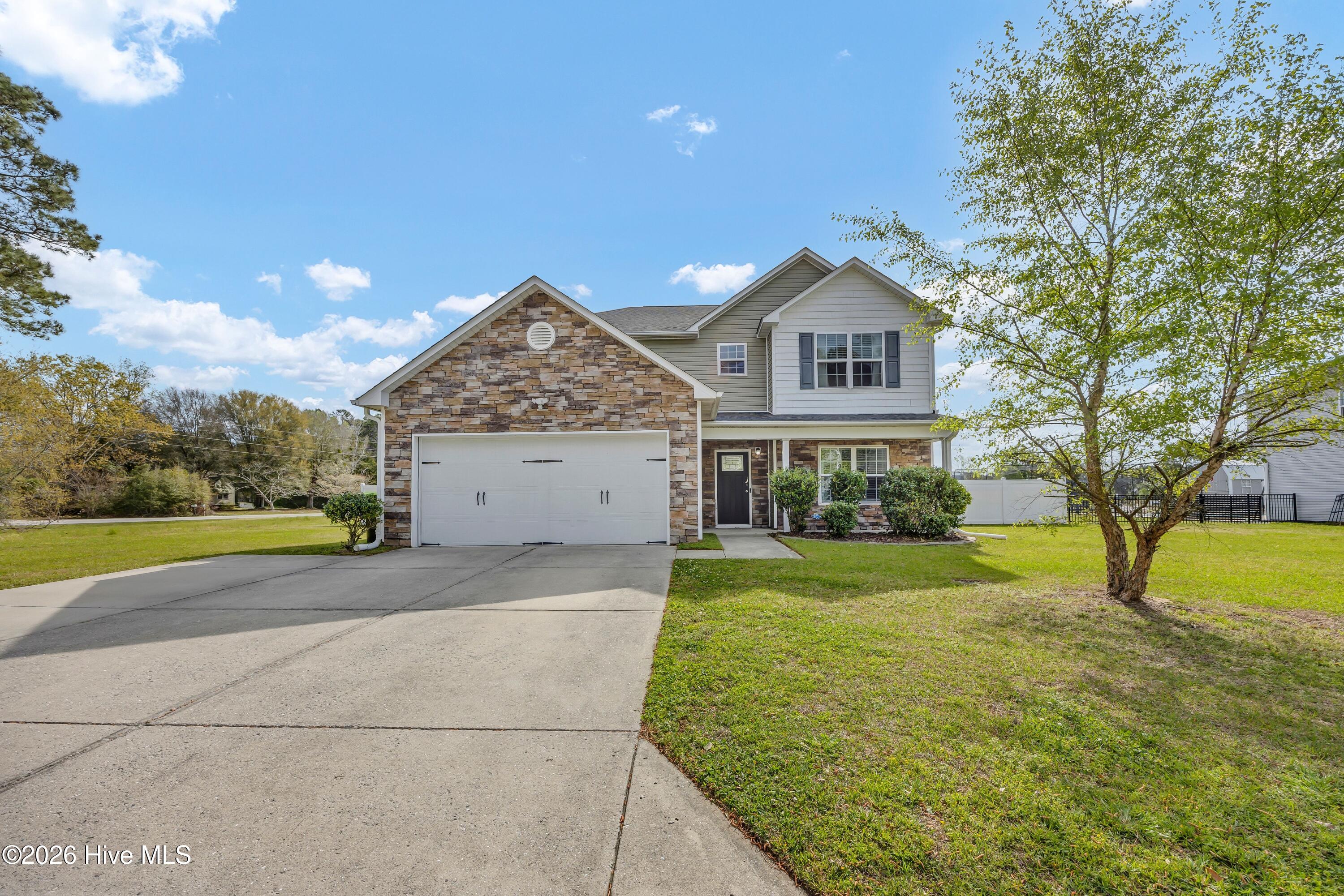246 Fort Charles Drive NW
