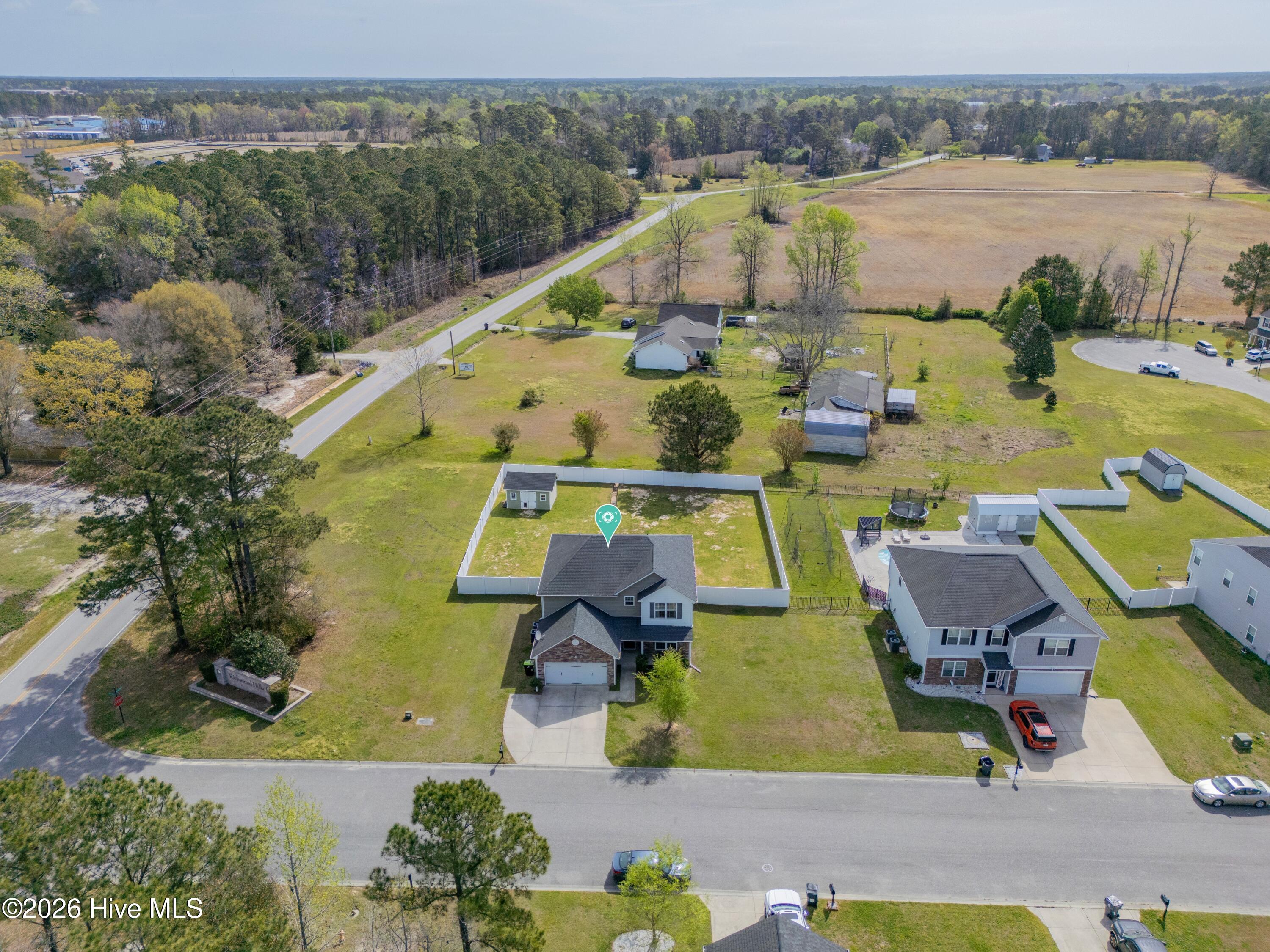 246 Fort Charles Drive NW