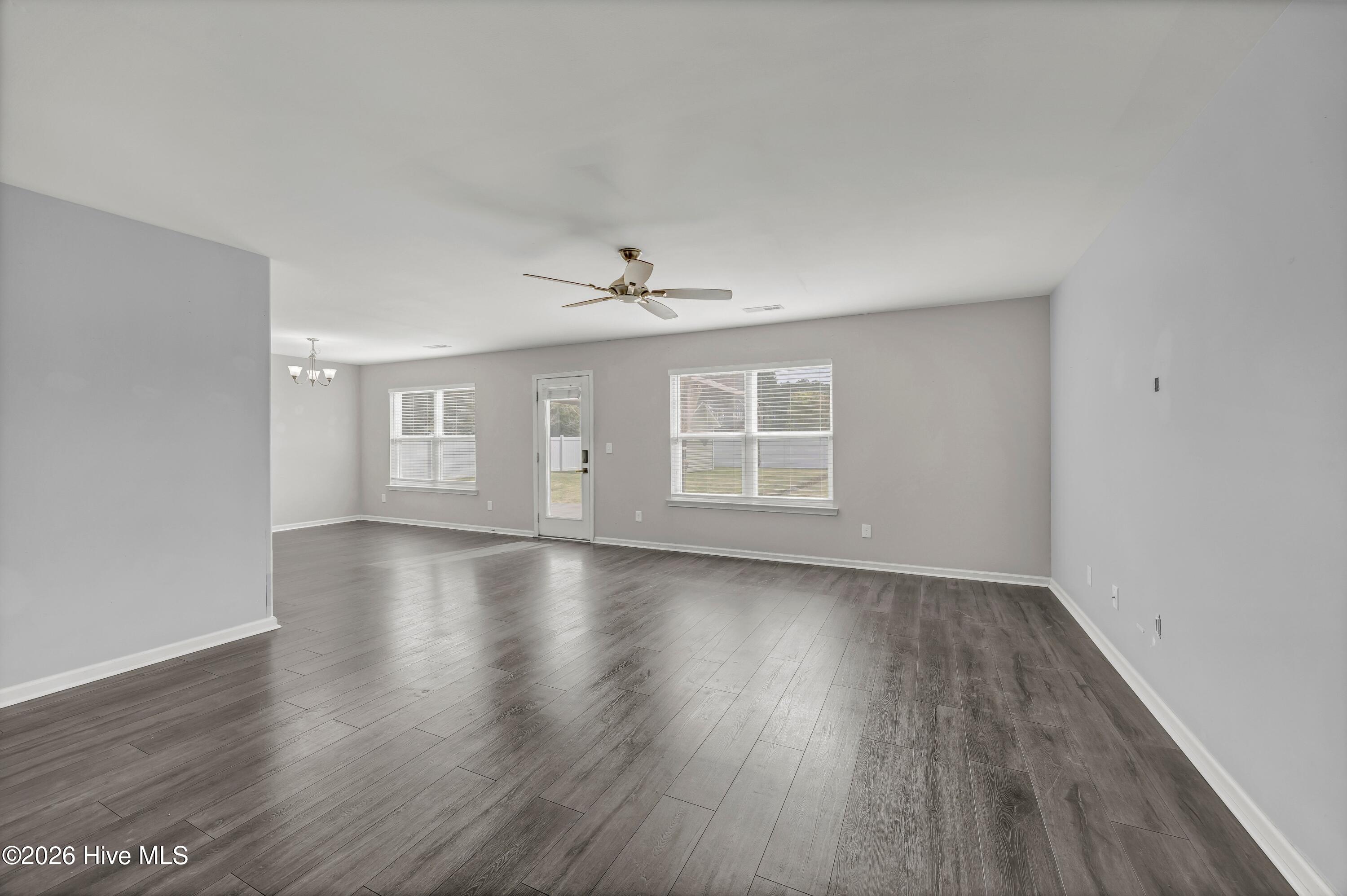 246 Fort Charles Drive NW