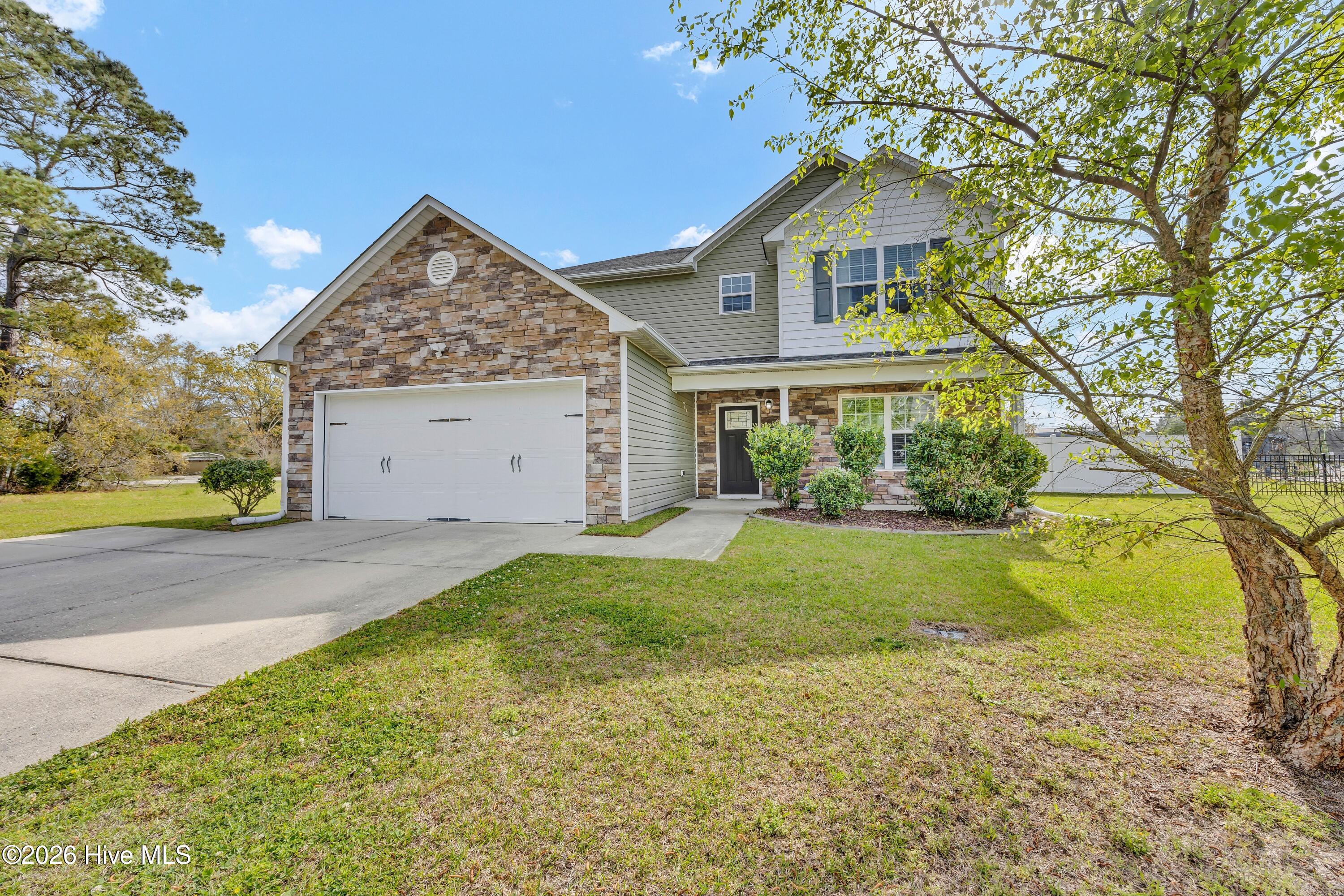 246 Fort Charles Drive NW