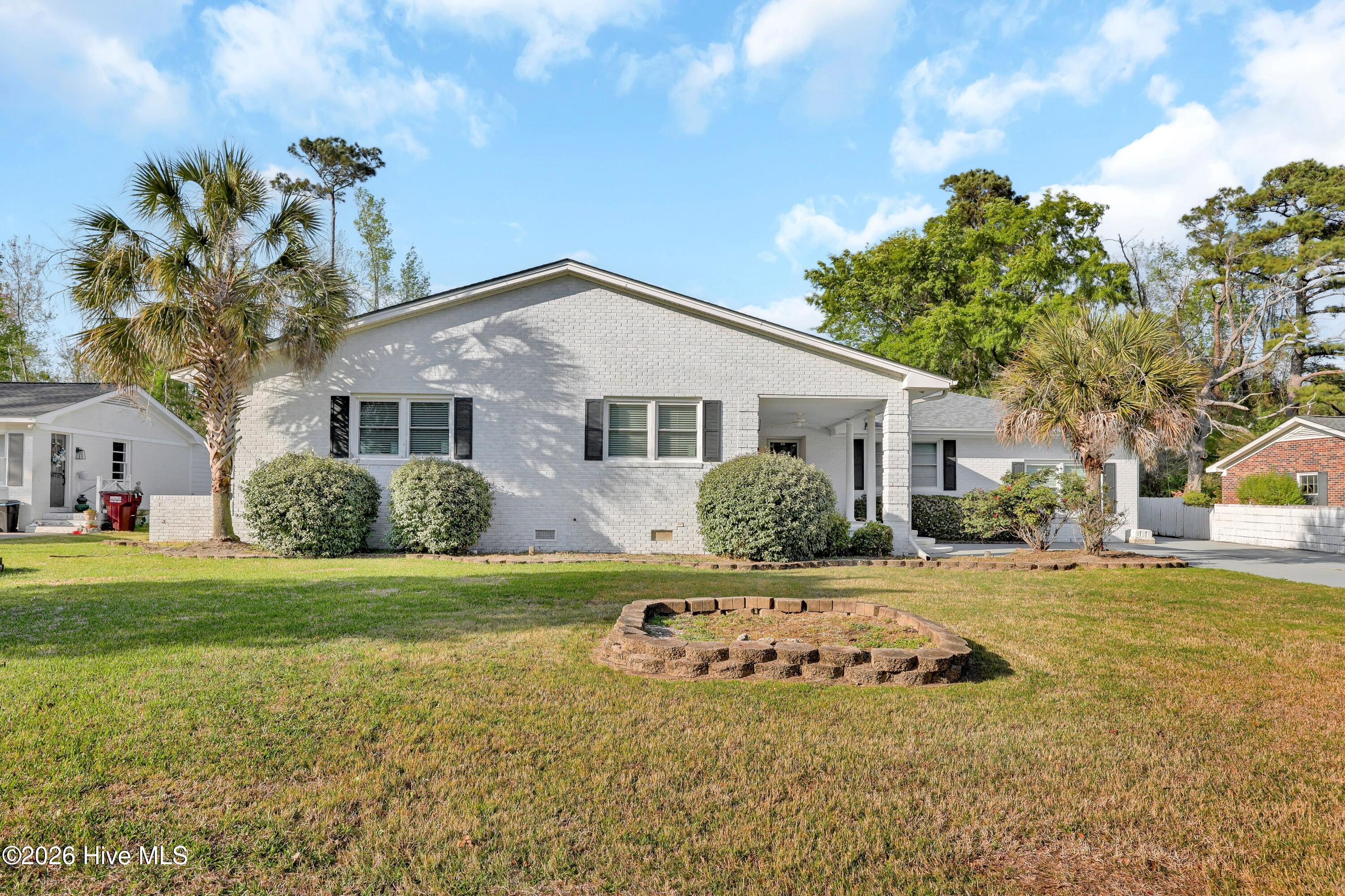 241 Pilgrim Circle