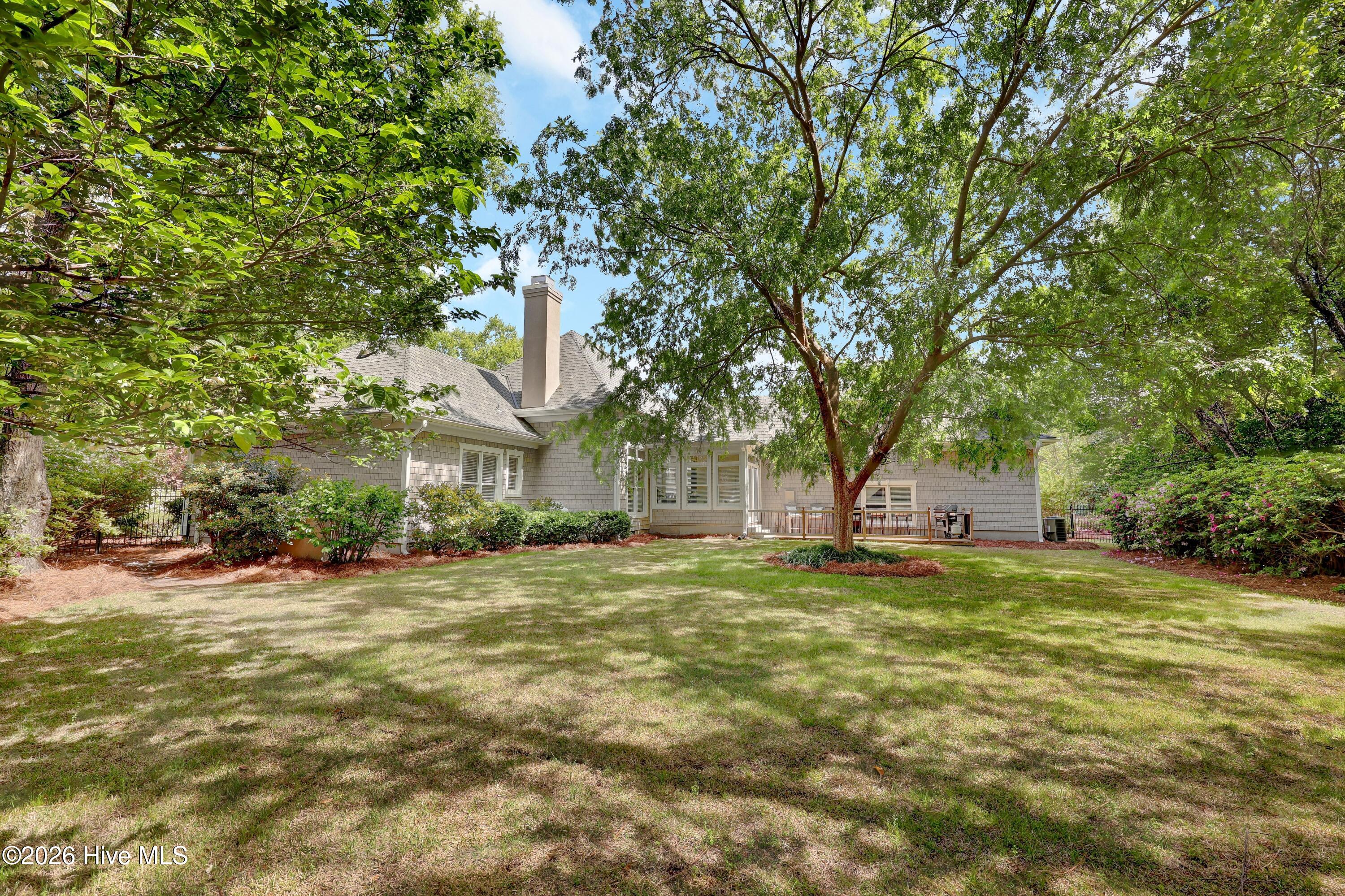 804 Oak Creek Place