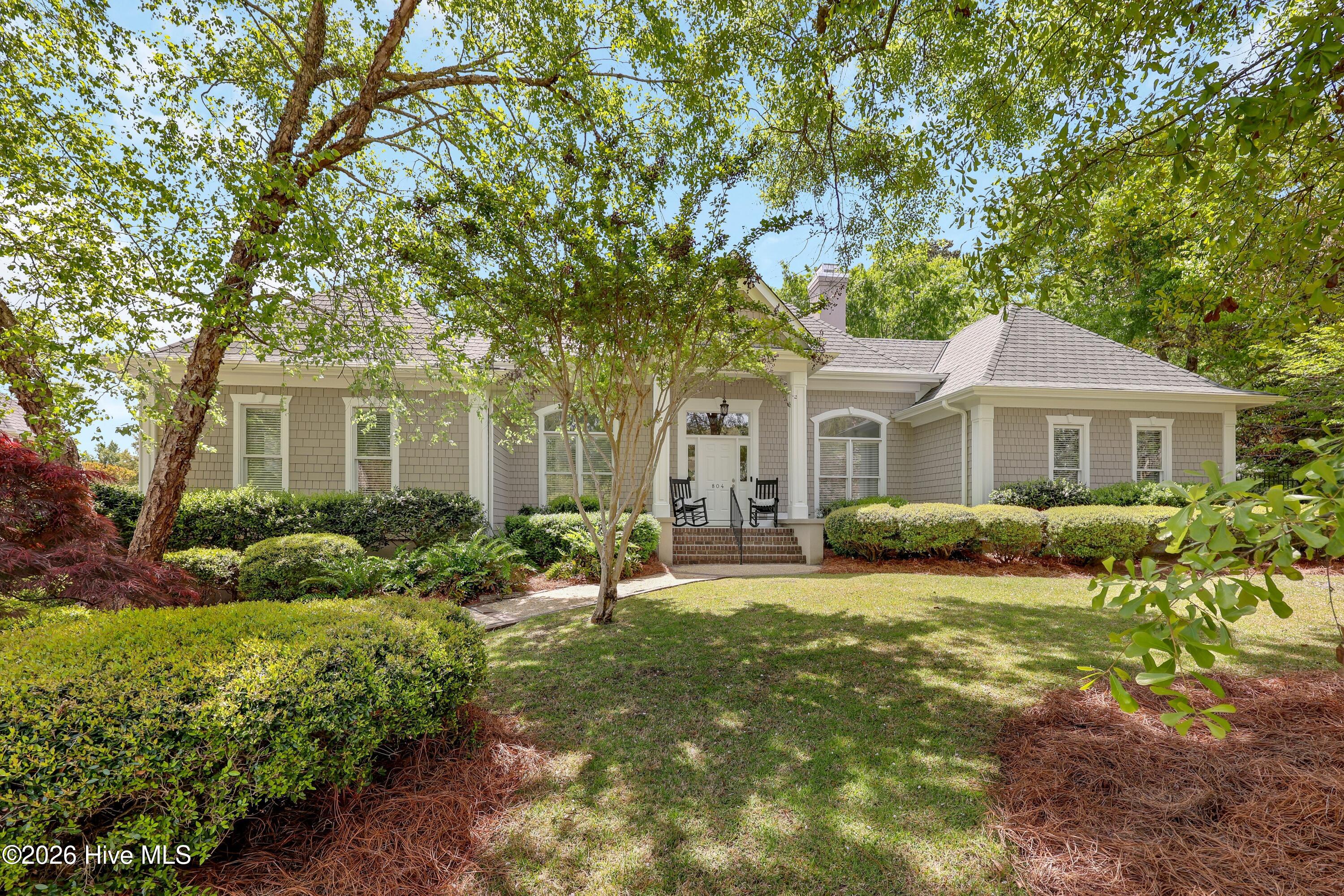 804 Oak Creek Place