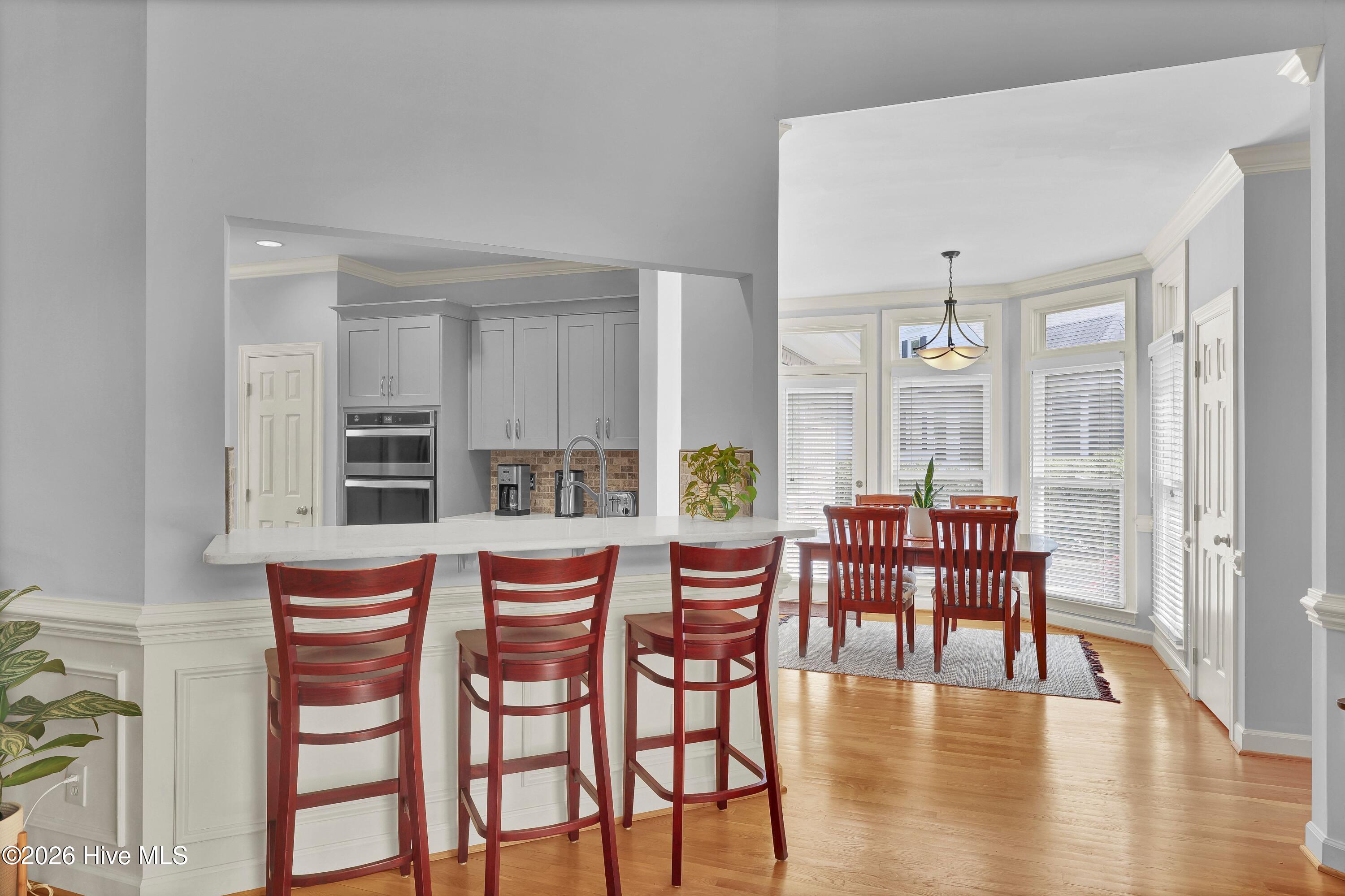 804 Oak Creek Place