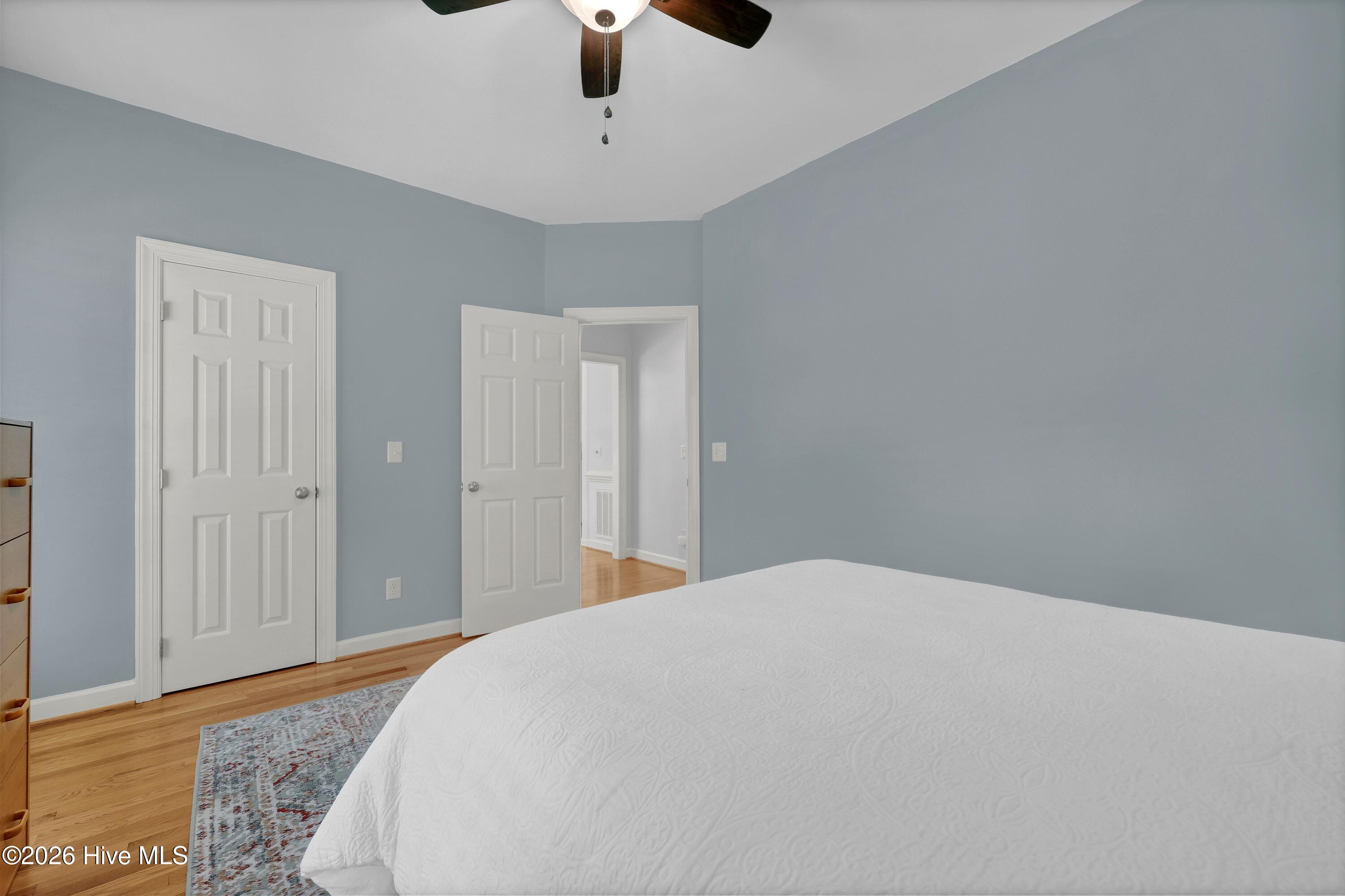 804 Oak Creek Place