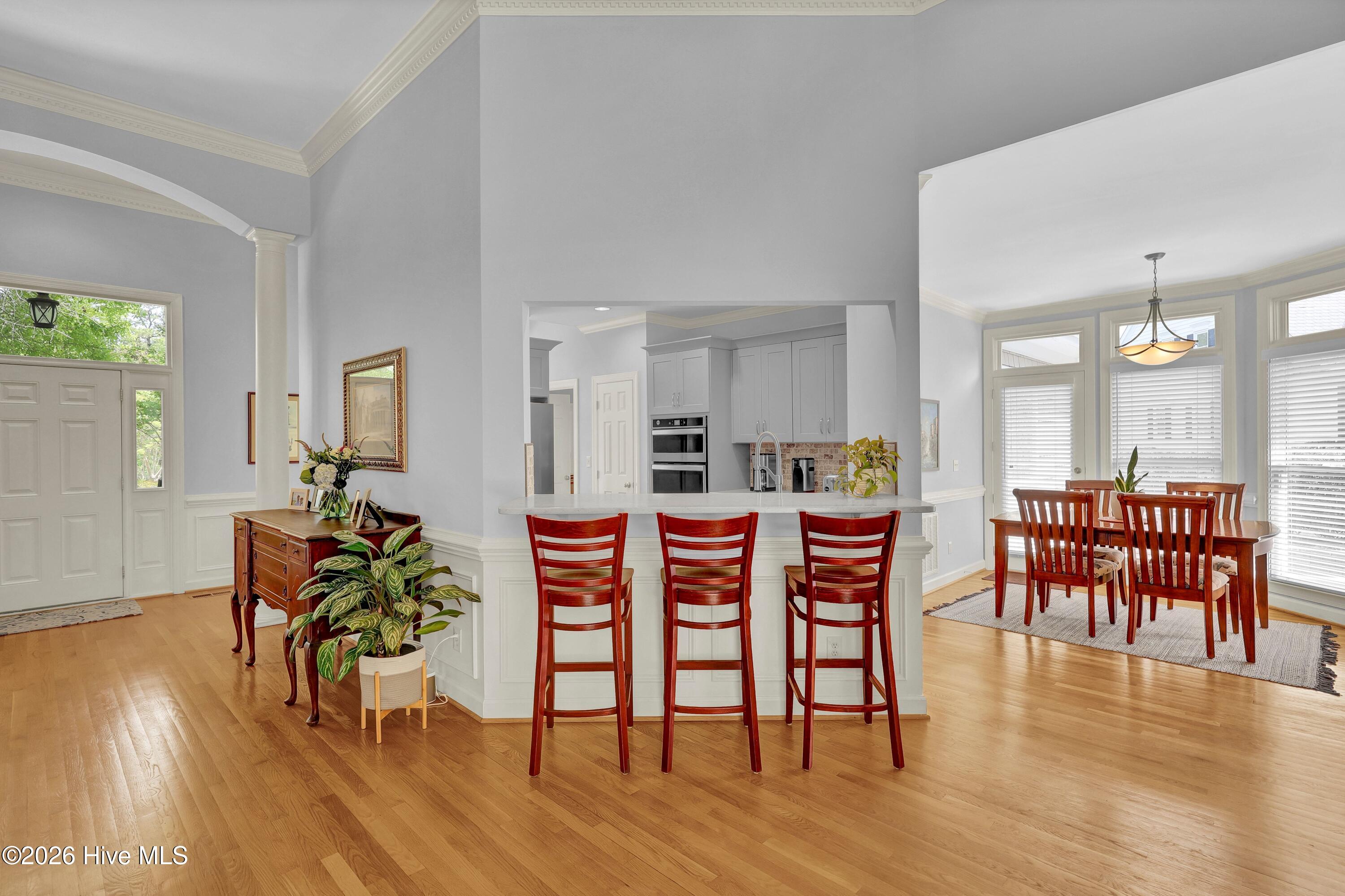 804 Oak Creek Place