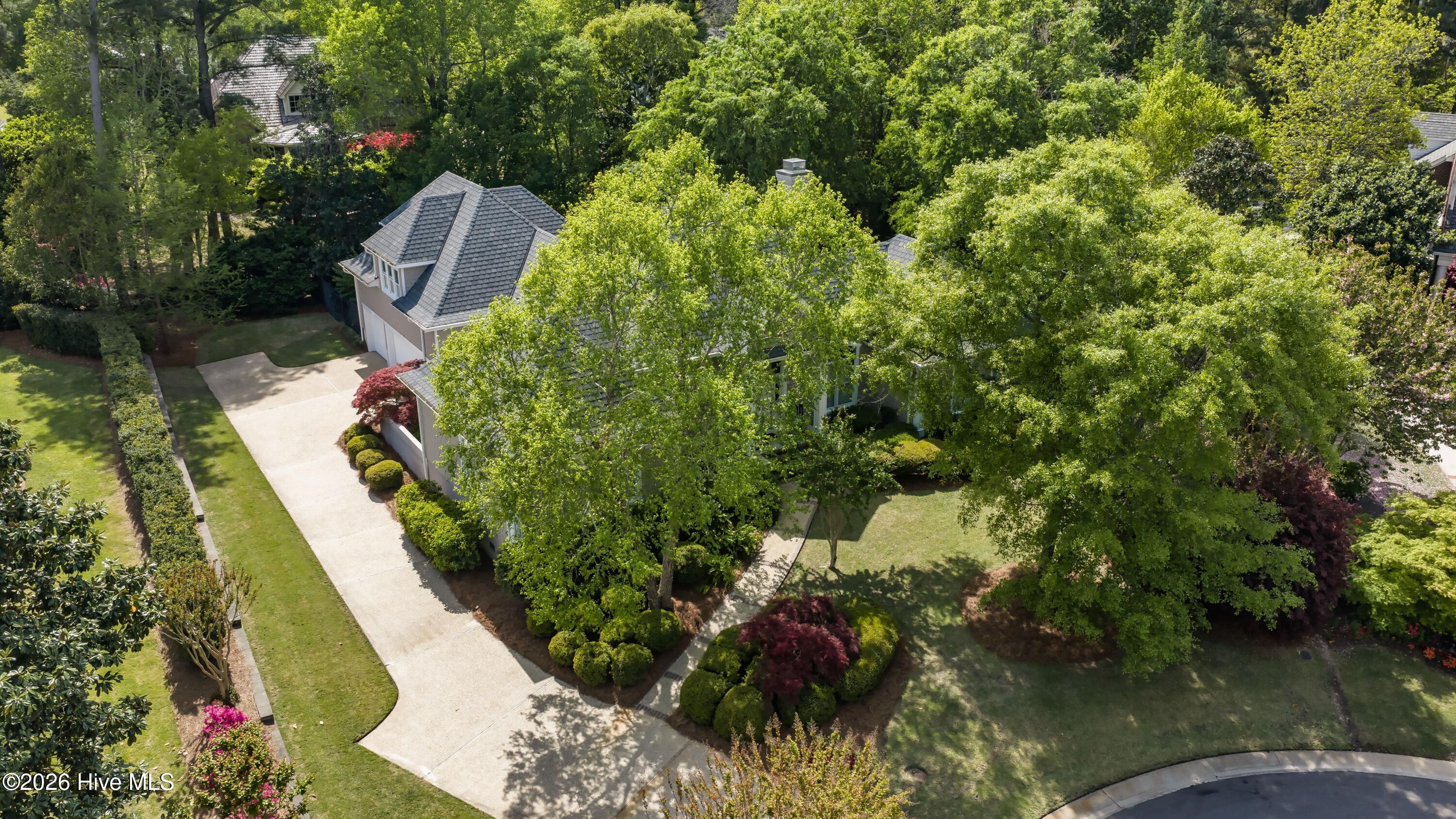 804 Oak Creek Place