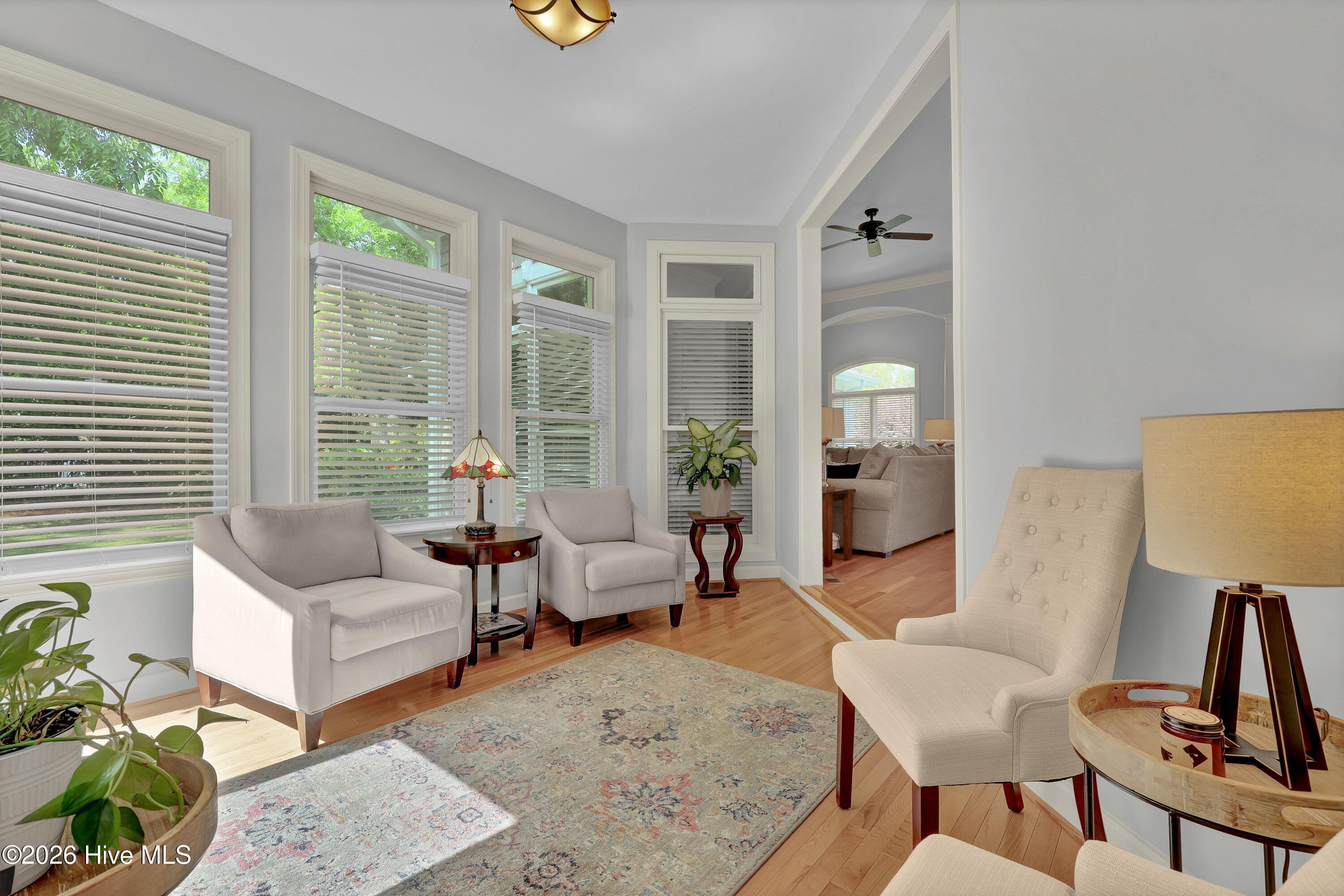 804 Oak Creek Place