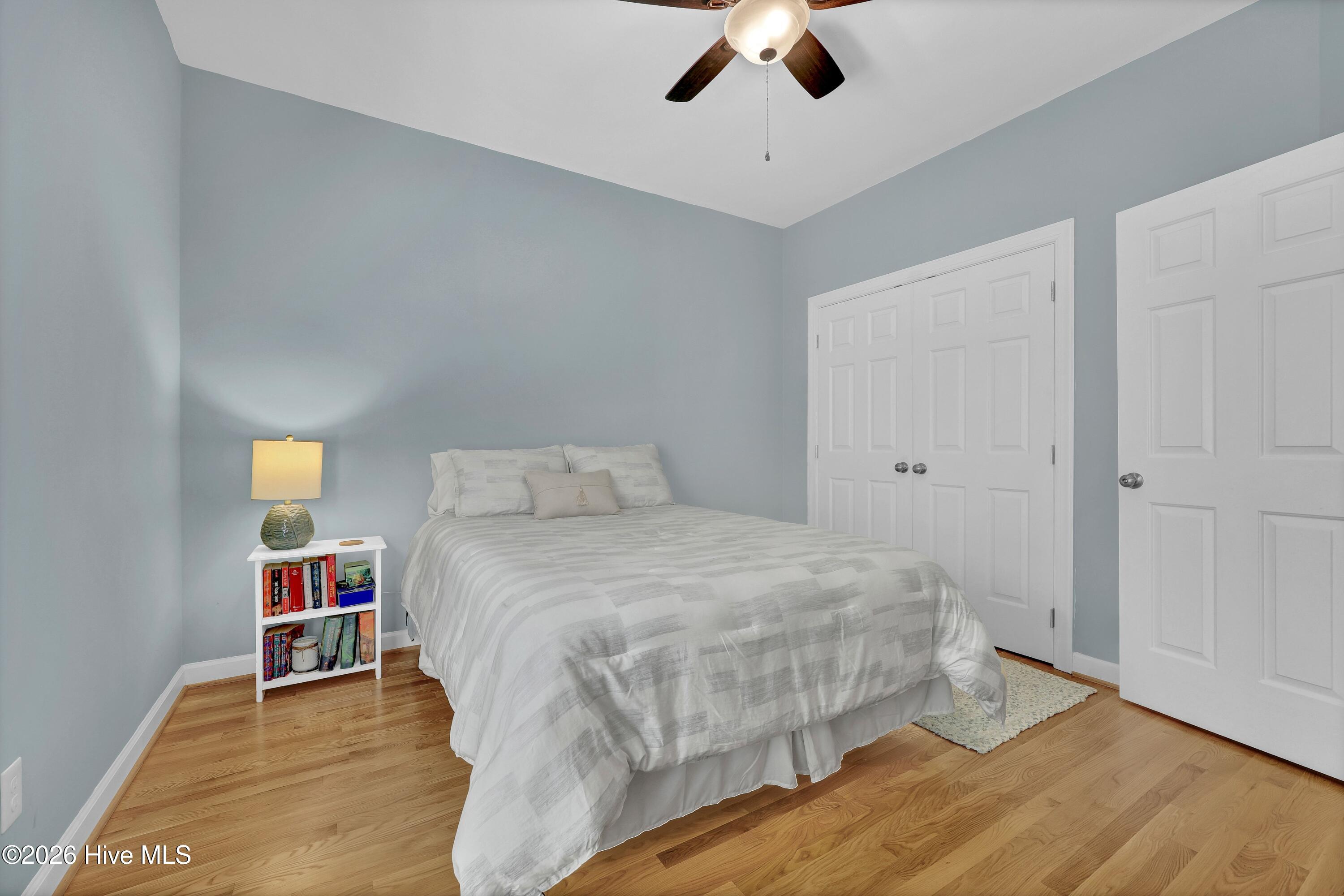 804 Oak Creek Place