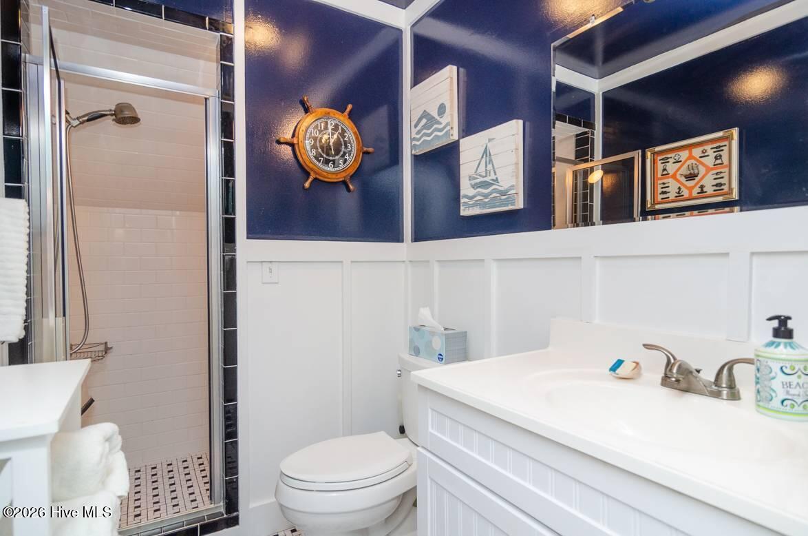 2 W Henderson Street