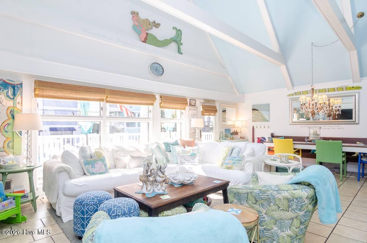 2 W Henderson Street