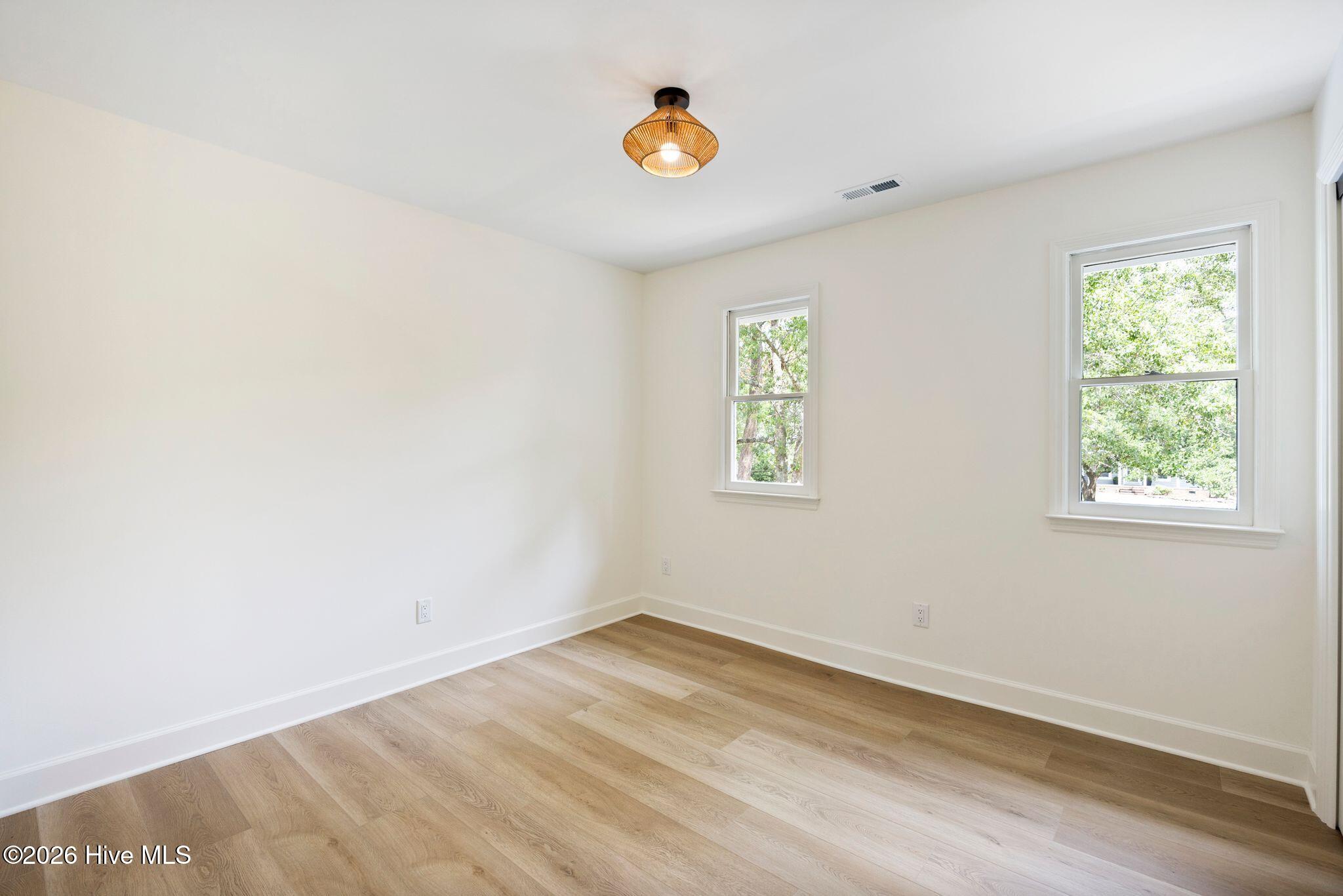 5748 Oak Bluff Lane