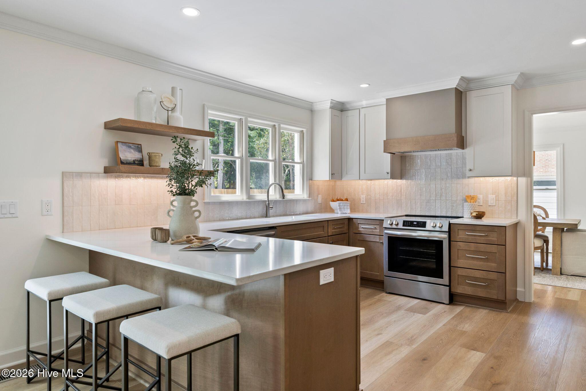 5748 Oak Bluff Lane