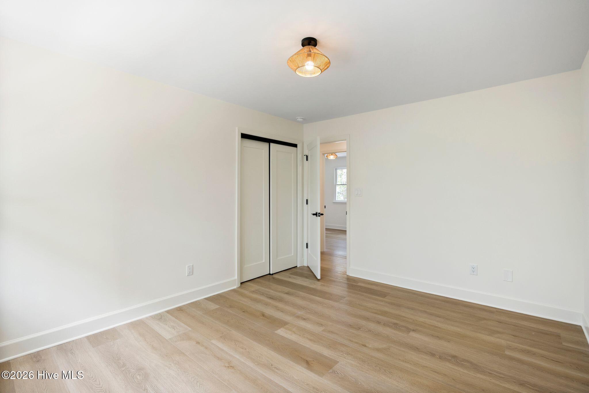 5748 Oak Bluff Lane