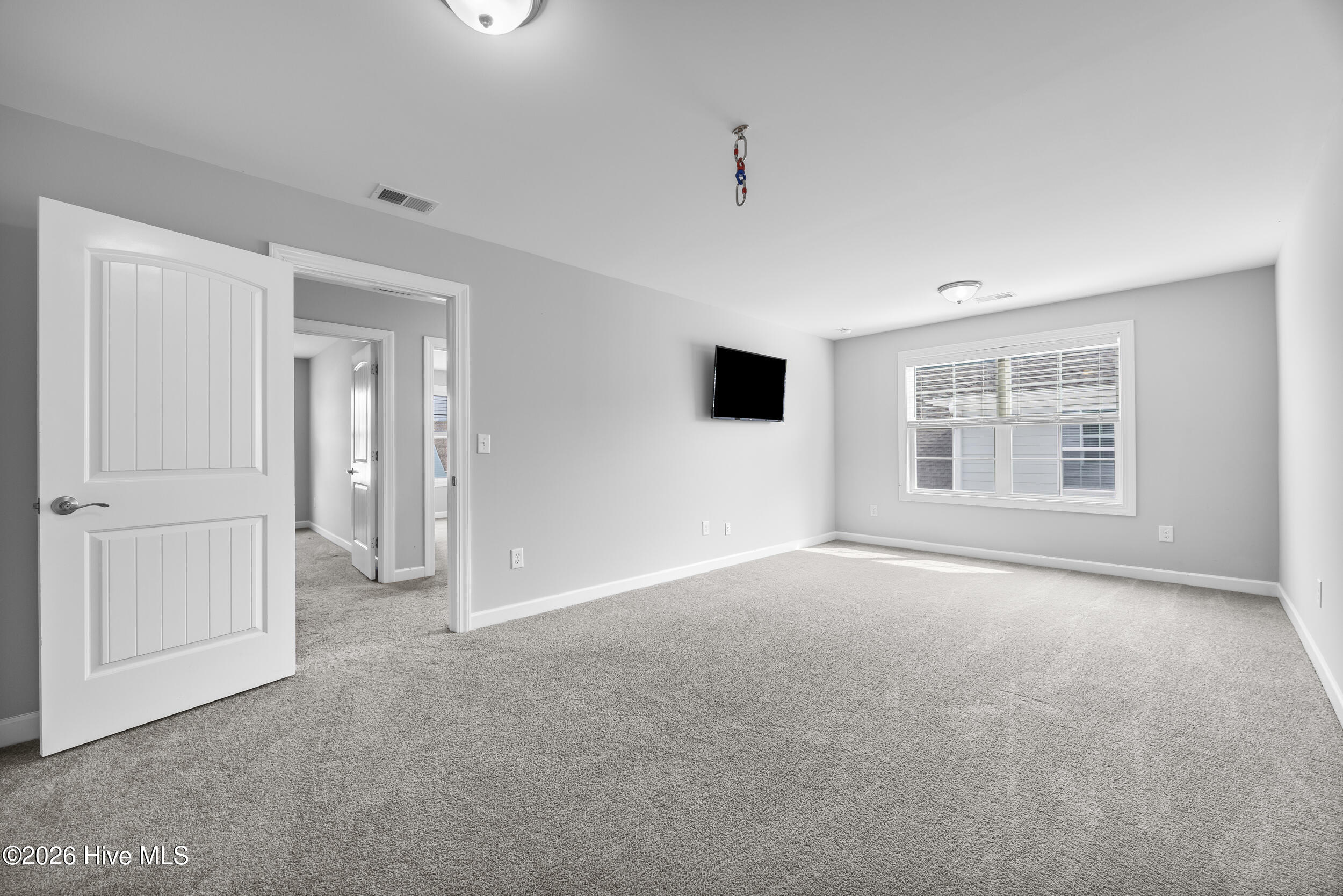 8916 Cobble Ridge Drive