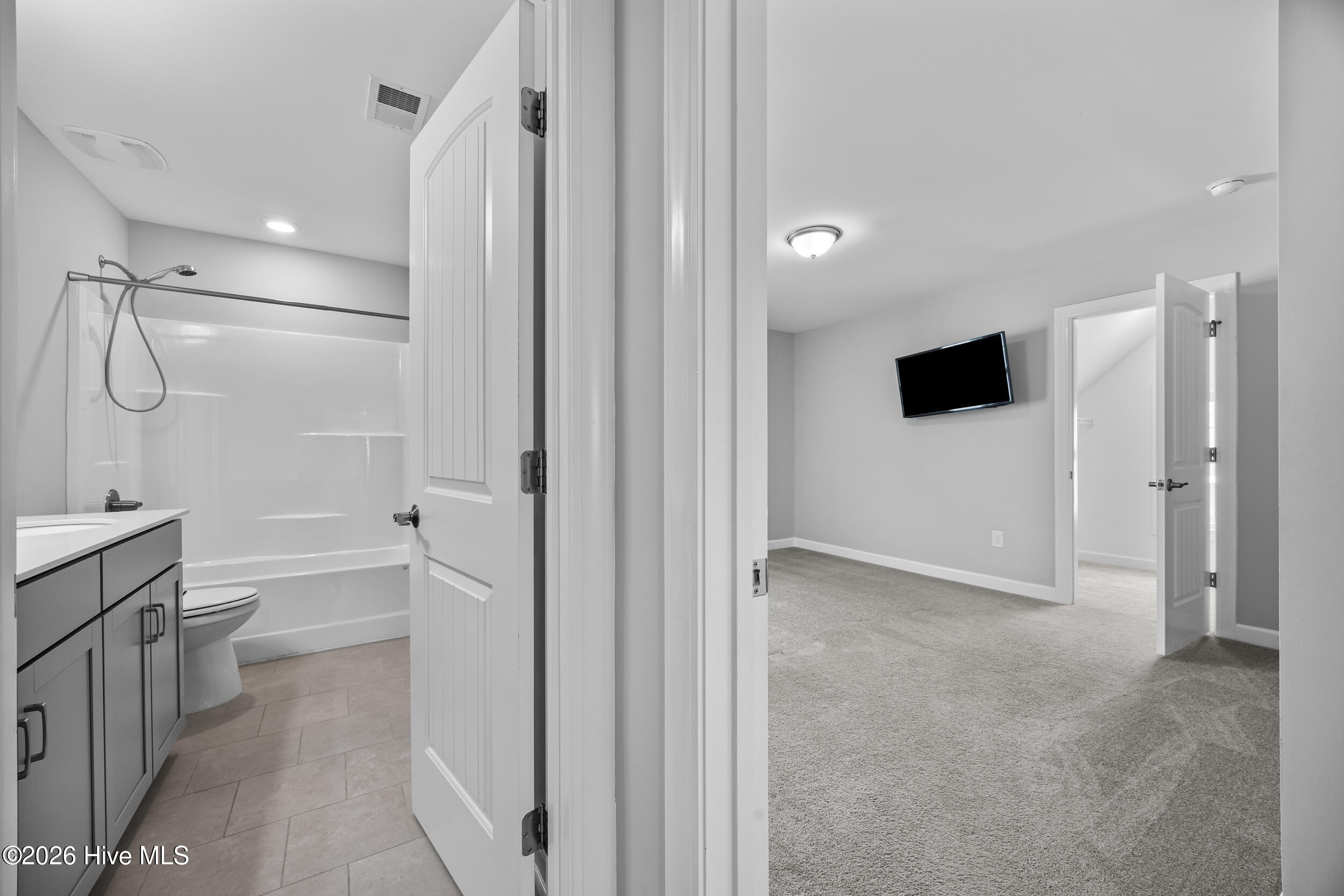 8916 Cobble Ridge Drive