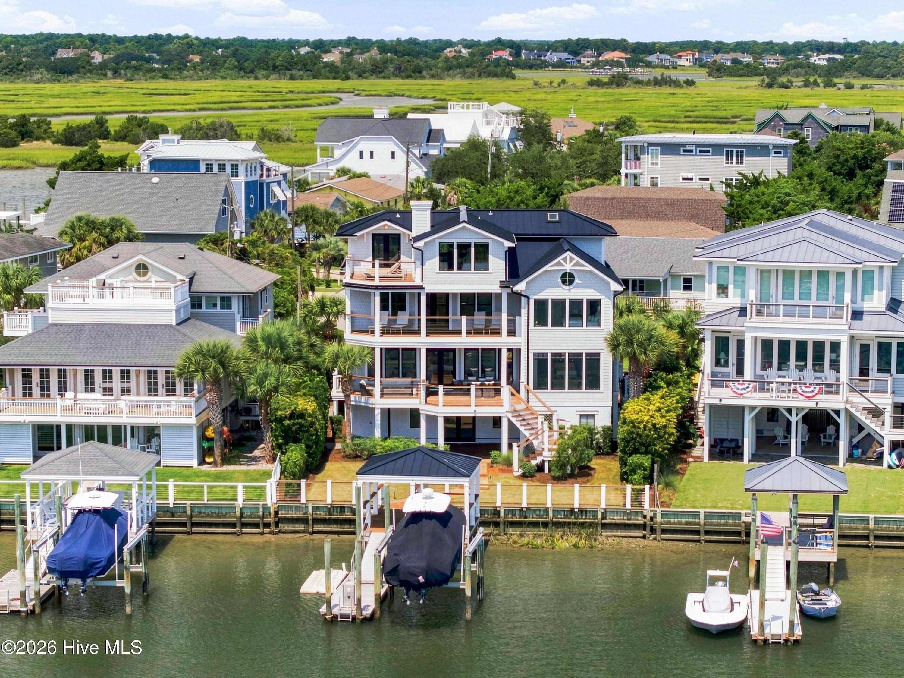 13 Bermuda Drive