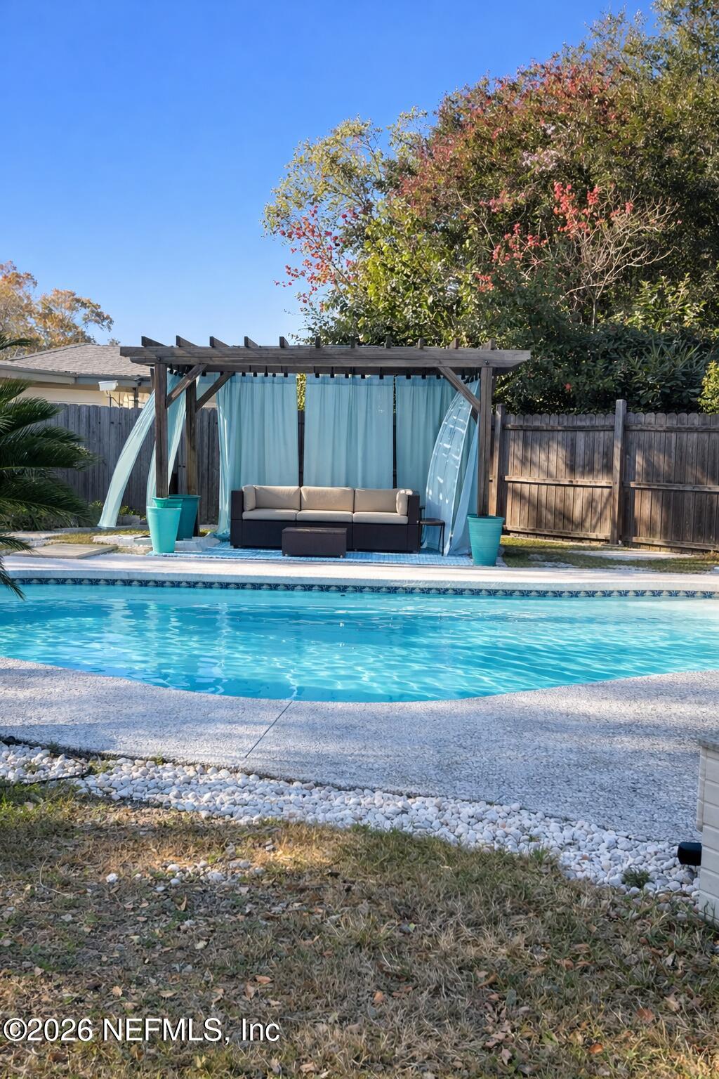 3930 UNIVERSITY CLUB Boulevard