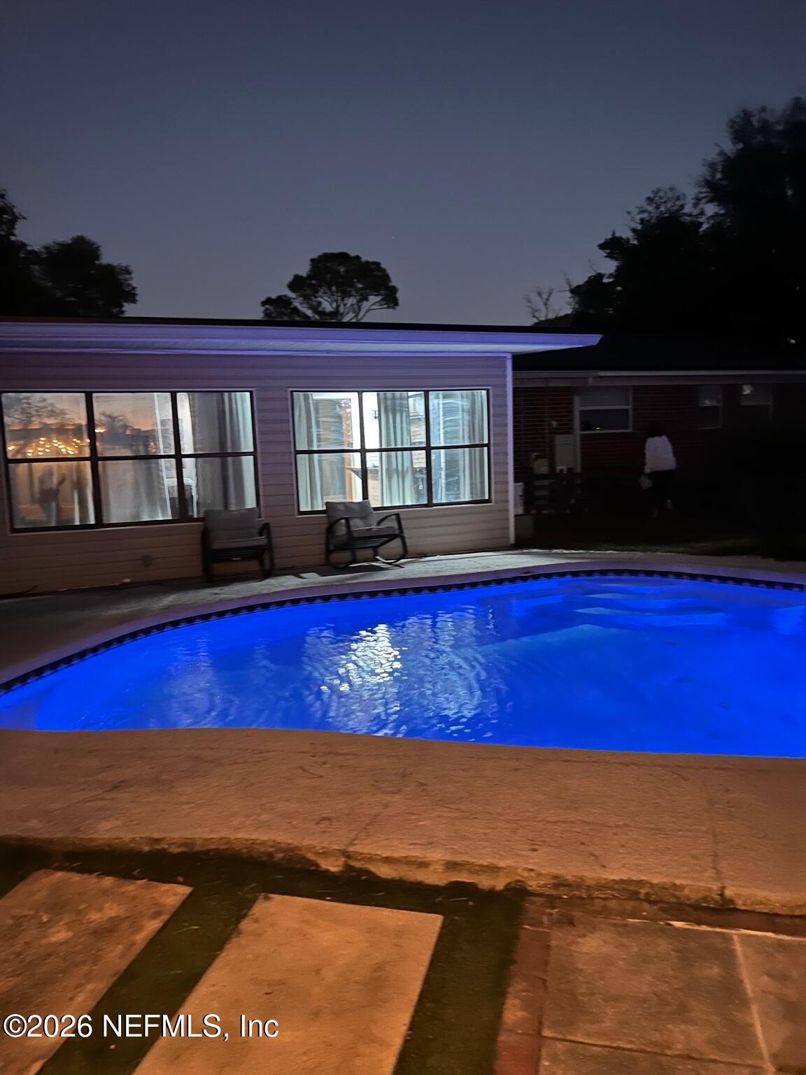 3930 UNIVERSITY CLUB Boulevard