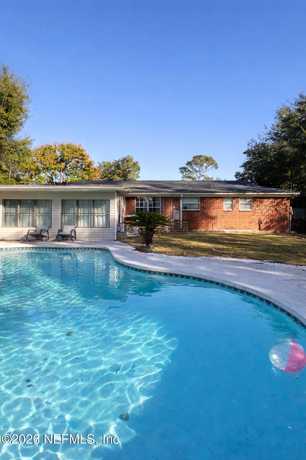 3930 UNIVERSITY CLUB Boulevard