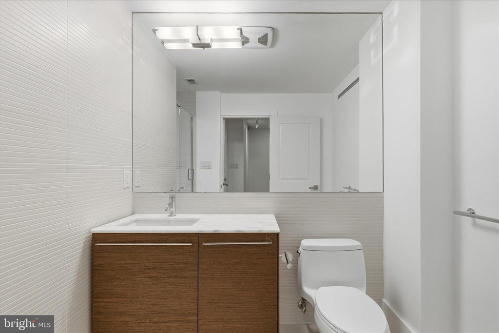 2818 CONNECTICUT AVENUE NW Unit: 5
