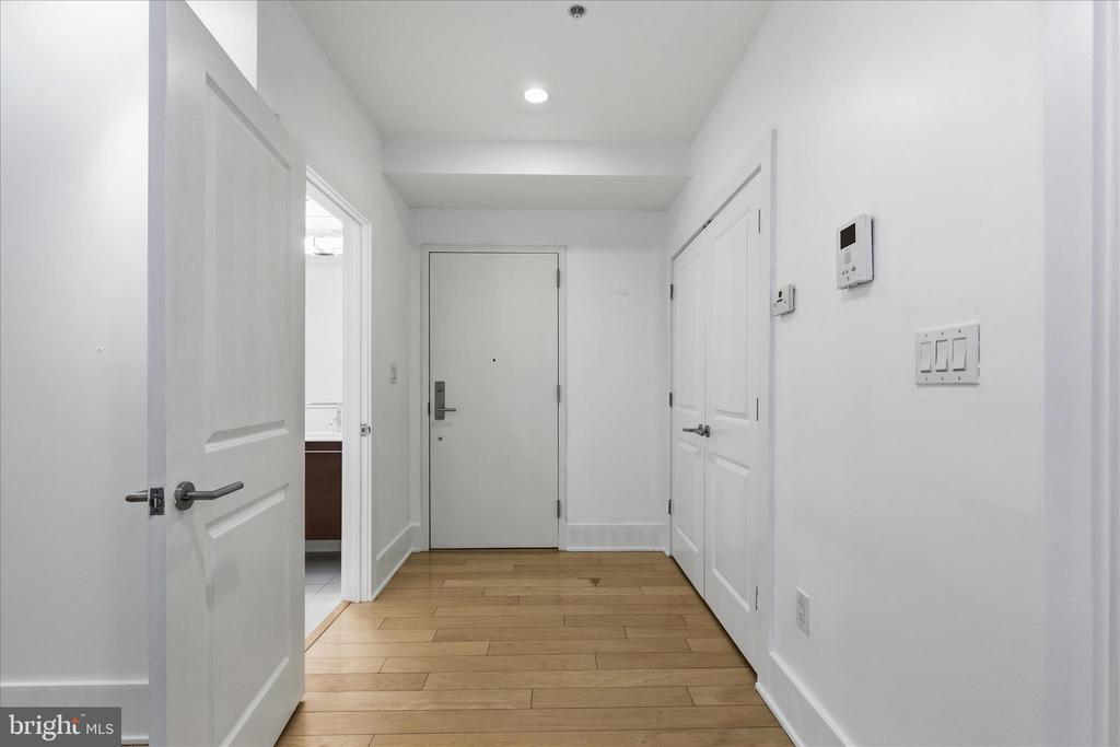 2818 CONNECTICUT AVENUE NW Unit: 5