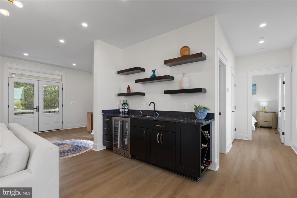 16242 THOMAS ROAD