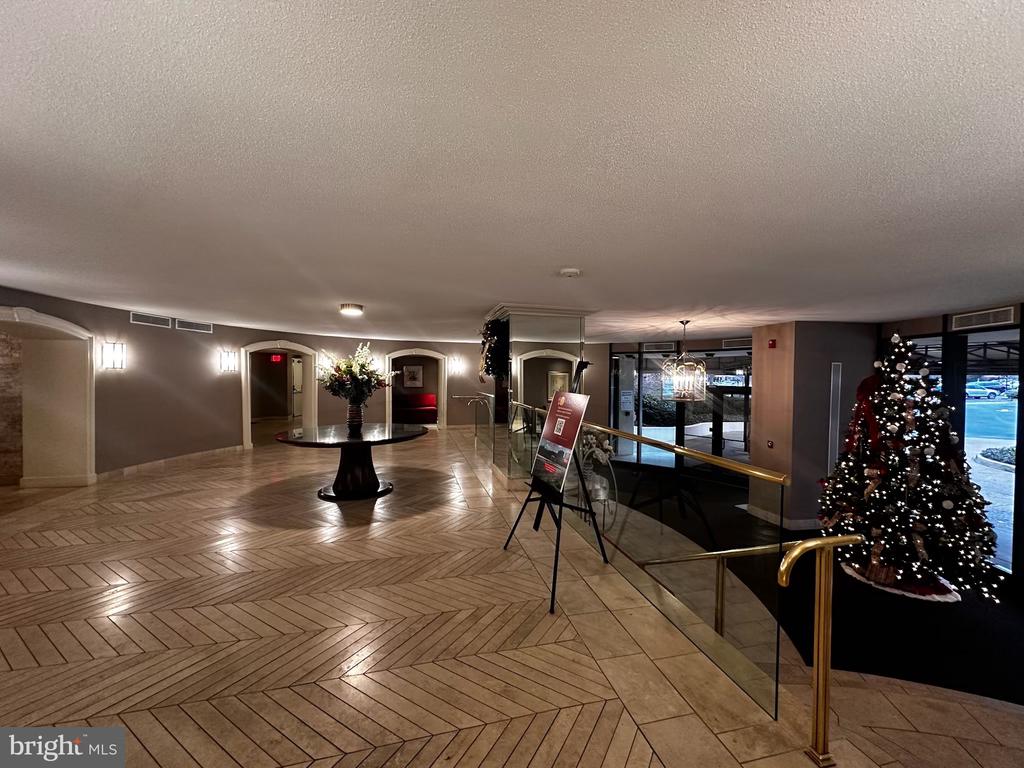 8360 GREENSBORO DRIVE Unit: 809