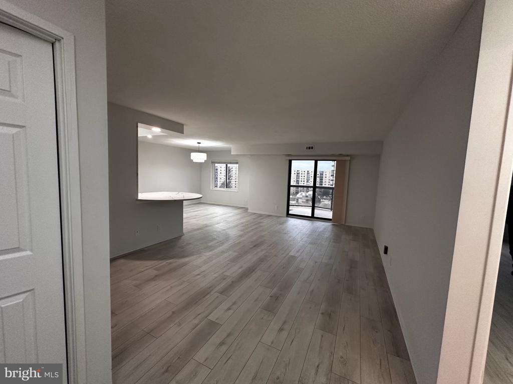 8360 GREENSBORO DRIVE Unit: 809