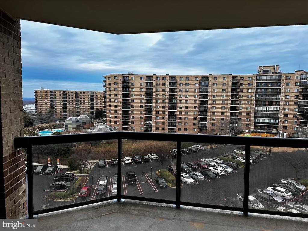 8360 GREENSBORO DRIVE Unit: 809