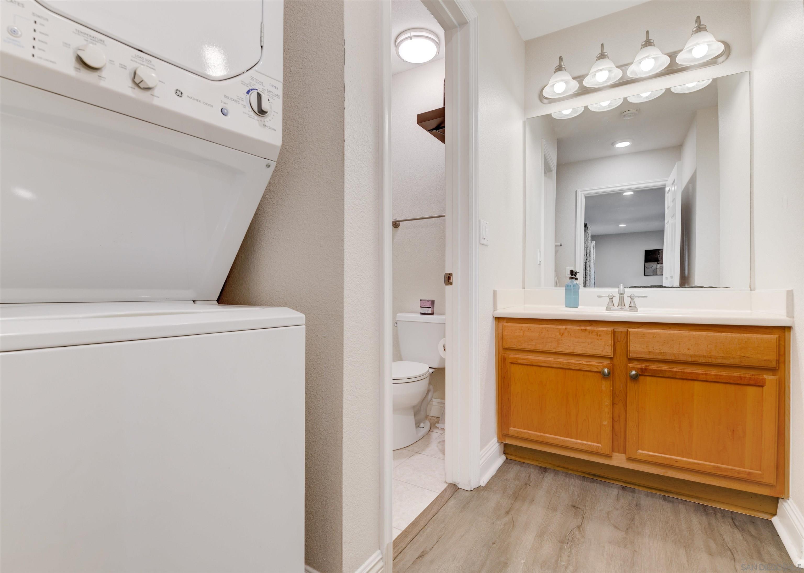 3535 Madison Ave # 203