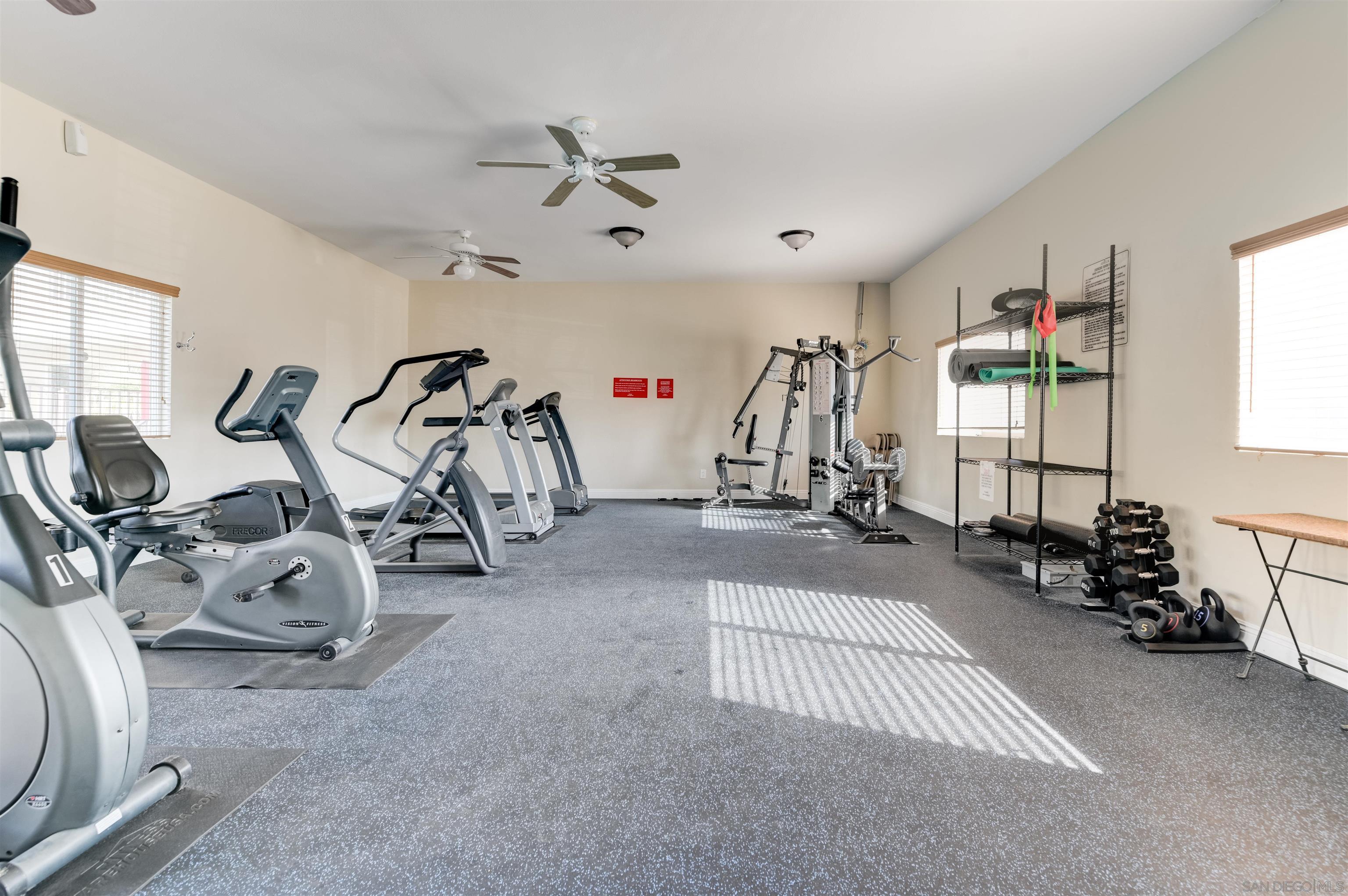 3535 Madison Ave # 203