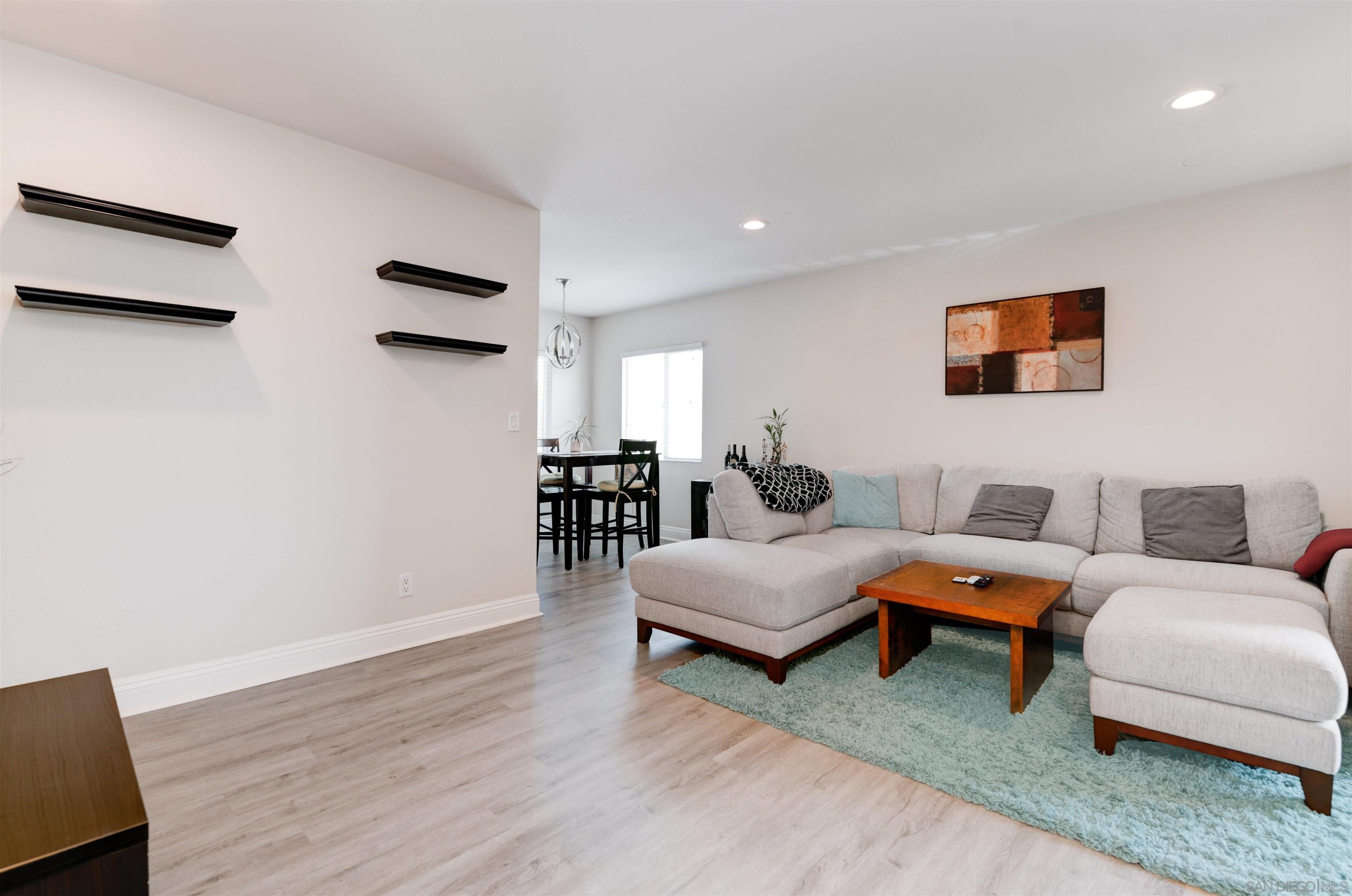 3535 Madison Ave # 203