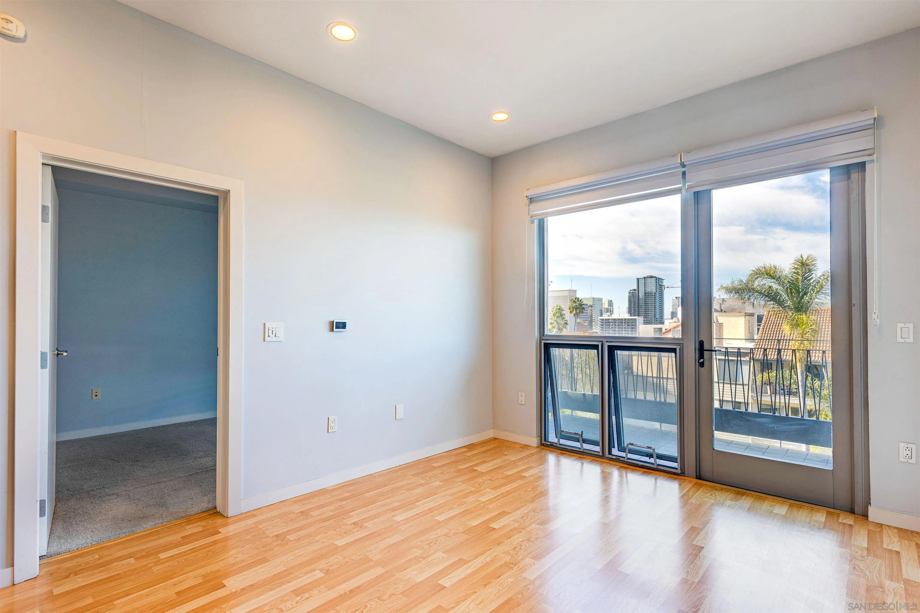 889 Date St # 504