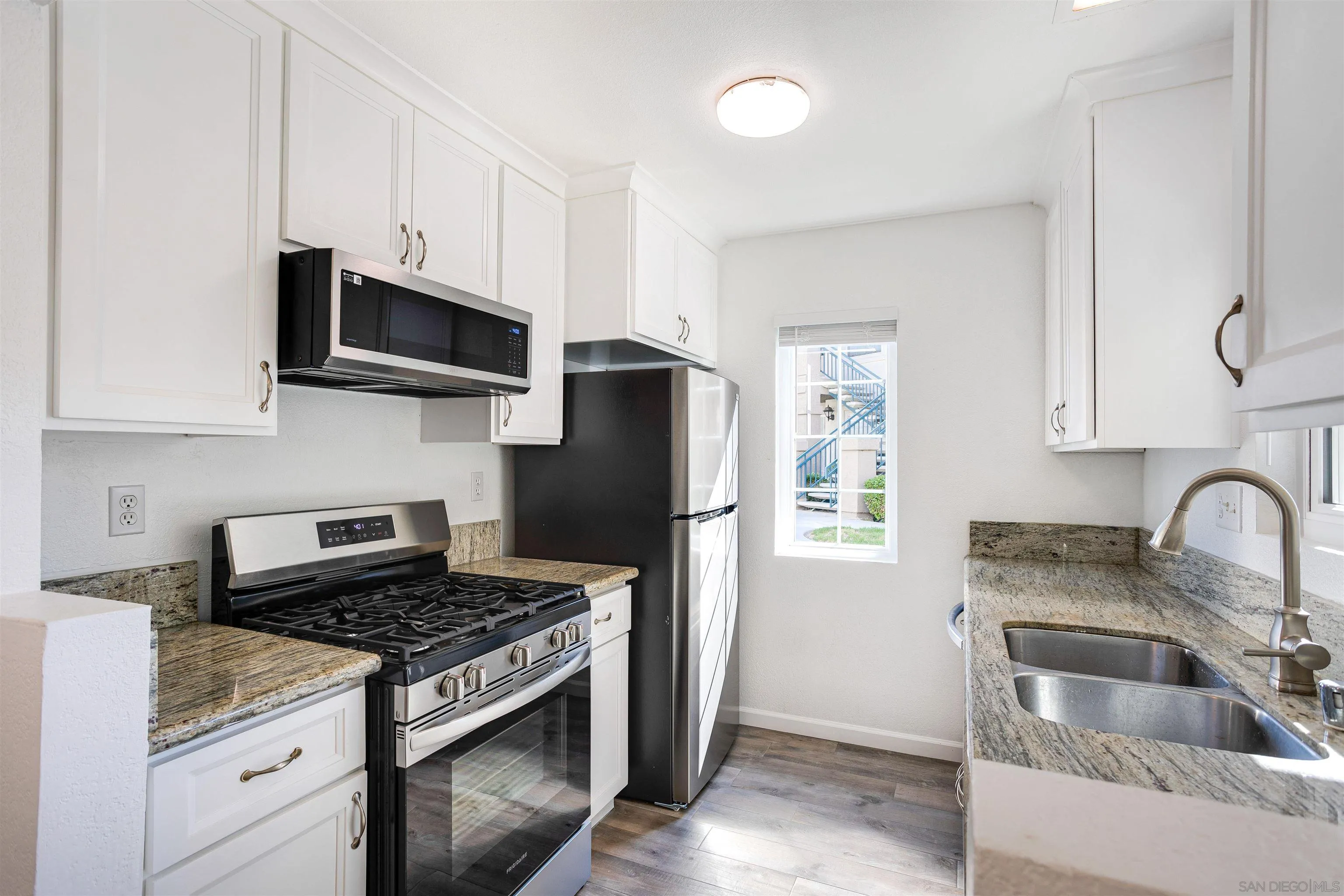 10626 Aderman Ave Unit 13