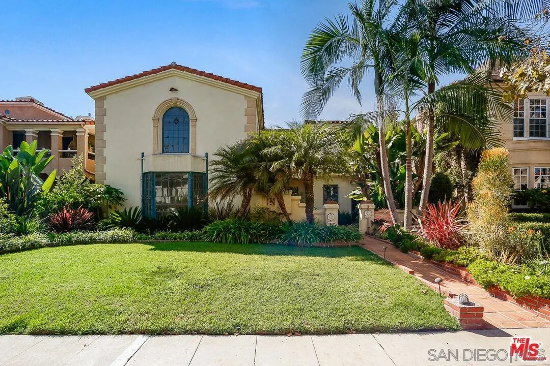 471-473 S S Bedford Dr