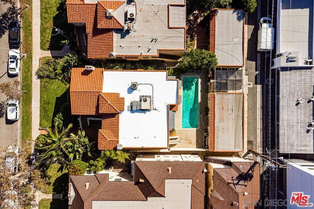 471-473 S S Bedford Dr