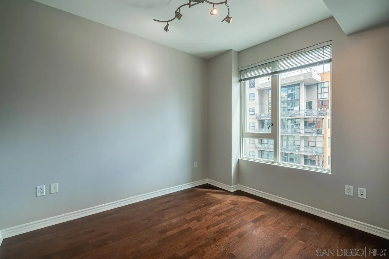 300 W Beech St Unit 901