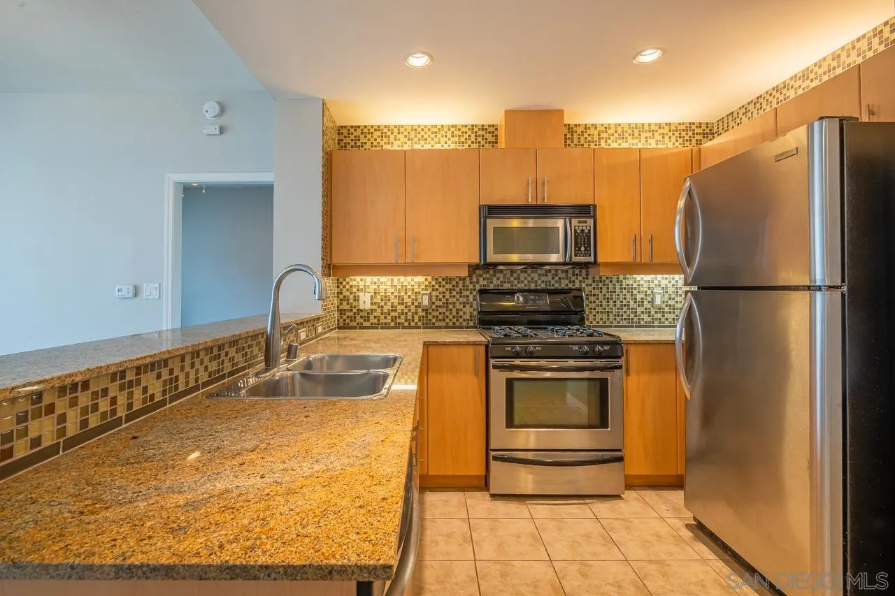 300 W Beech St Unit 901