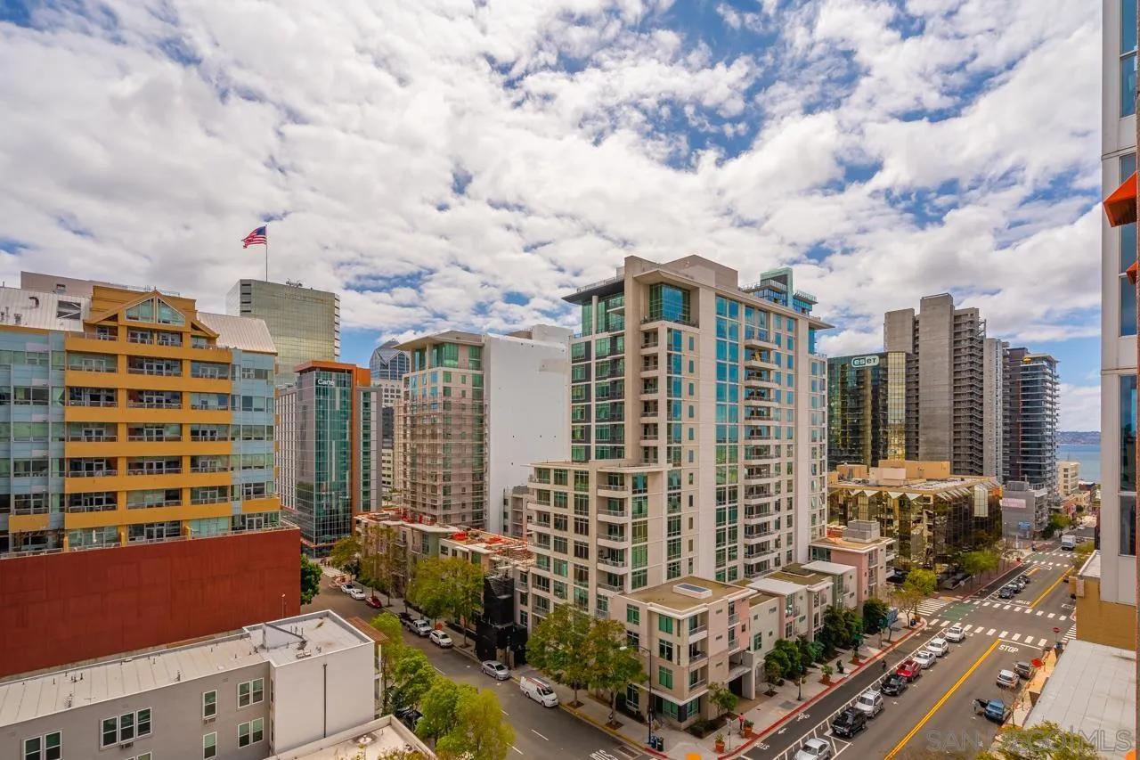 300 W Beech St Unit 901