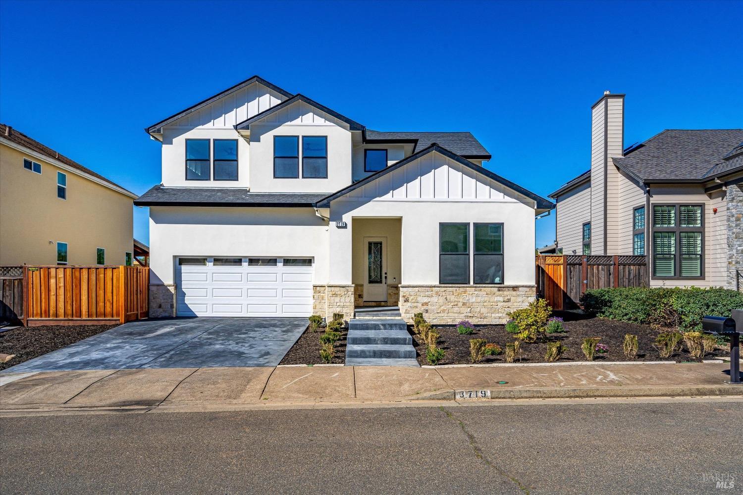 3719 Paxton Pl