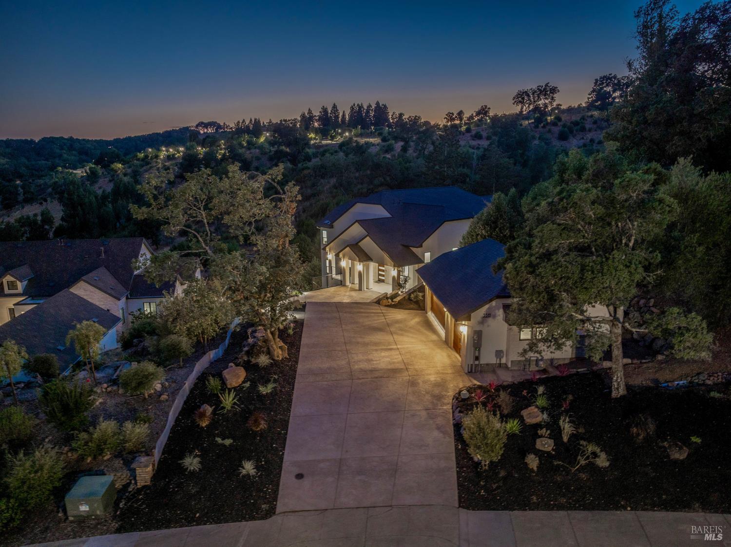 3511 Hanover Pl