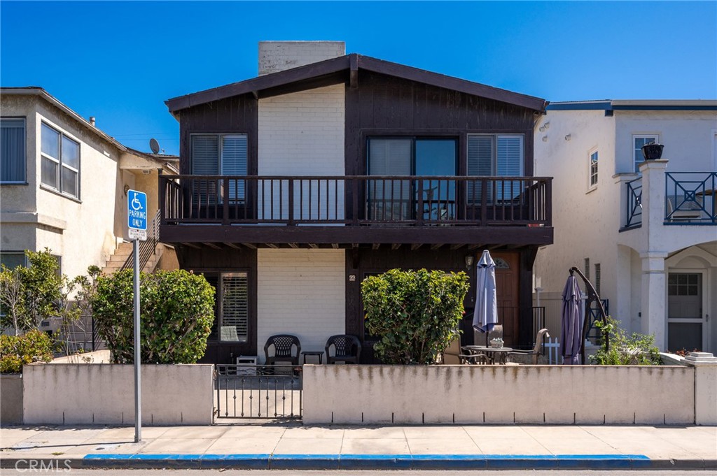 66 Pomona Avenue B